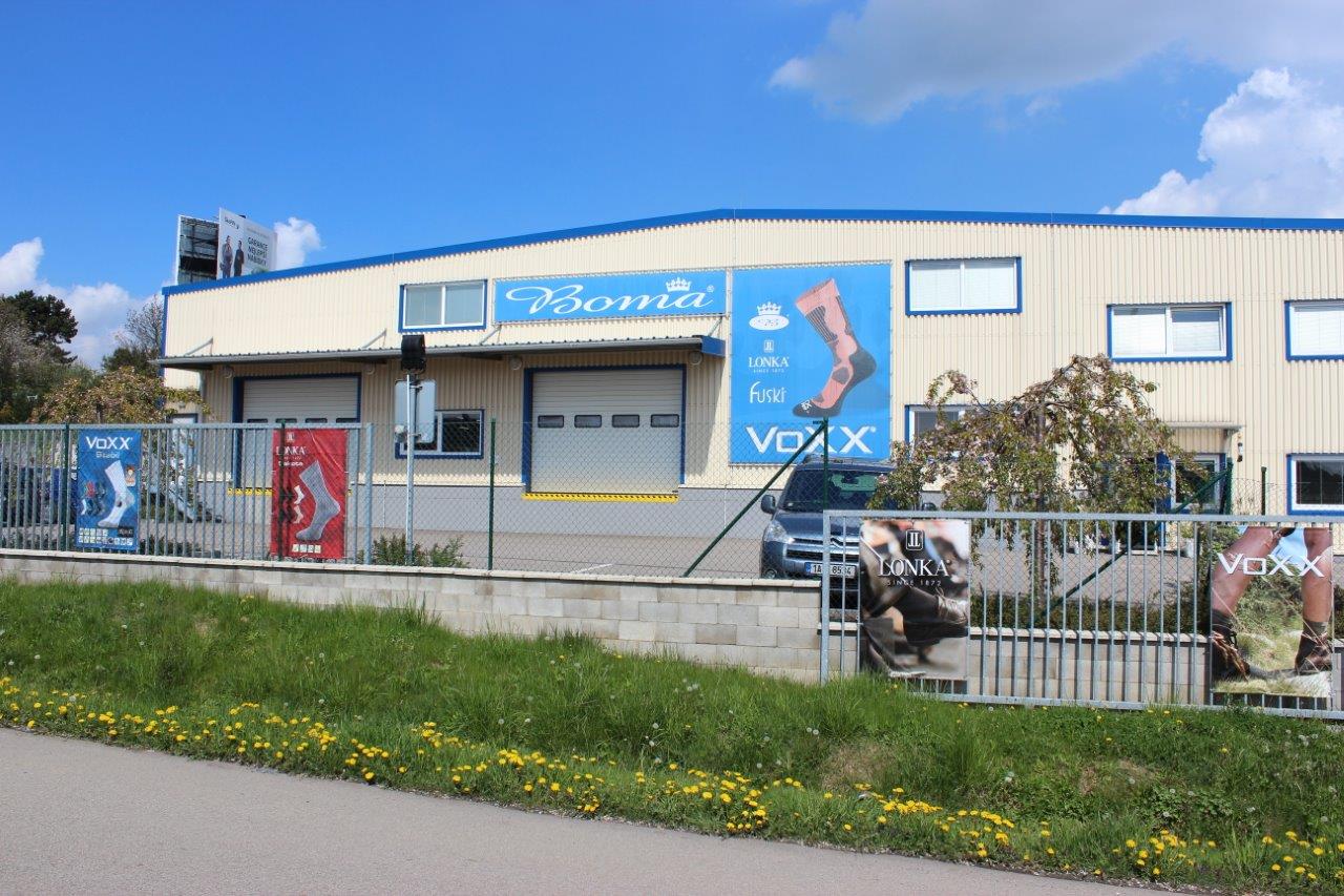 Fuski BOMA  - VoXX foto 3
