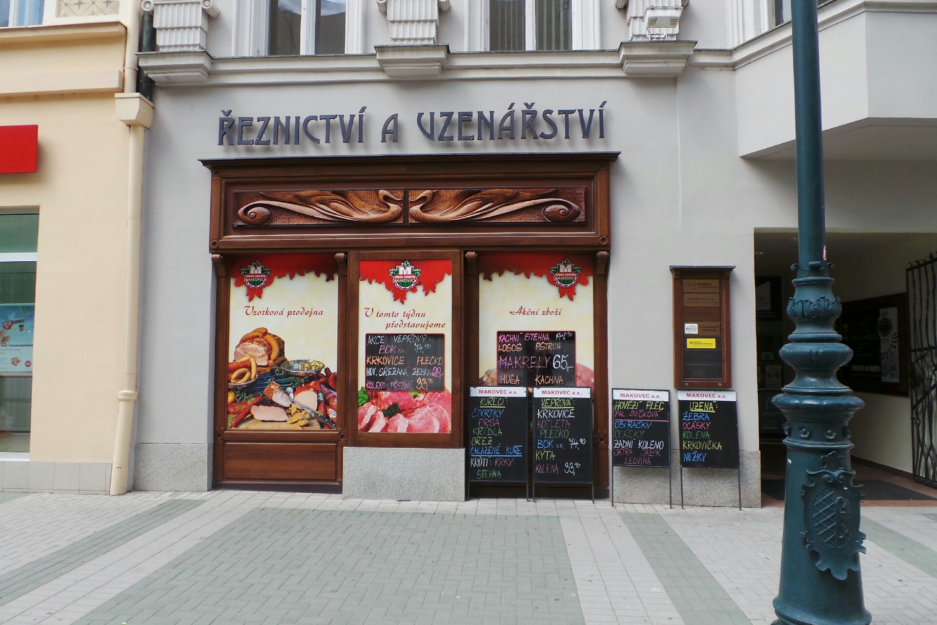 Makovec - maso uzeniny