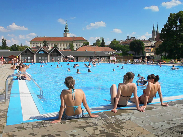 Sportovní zařízení města Kroměříže - koupaliště Bajda foto 2