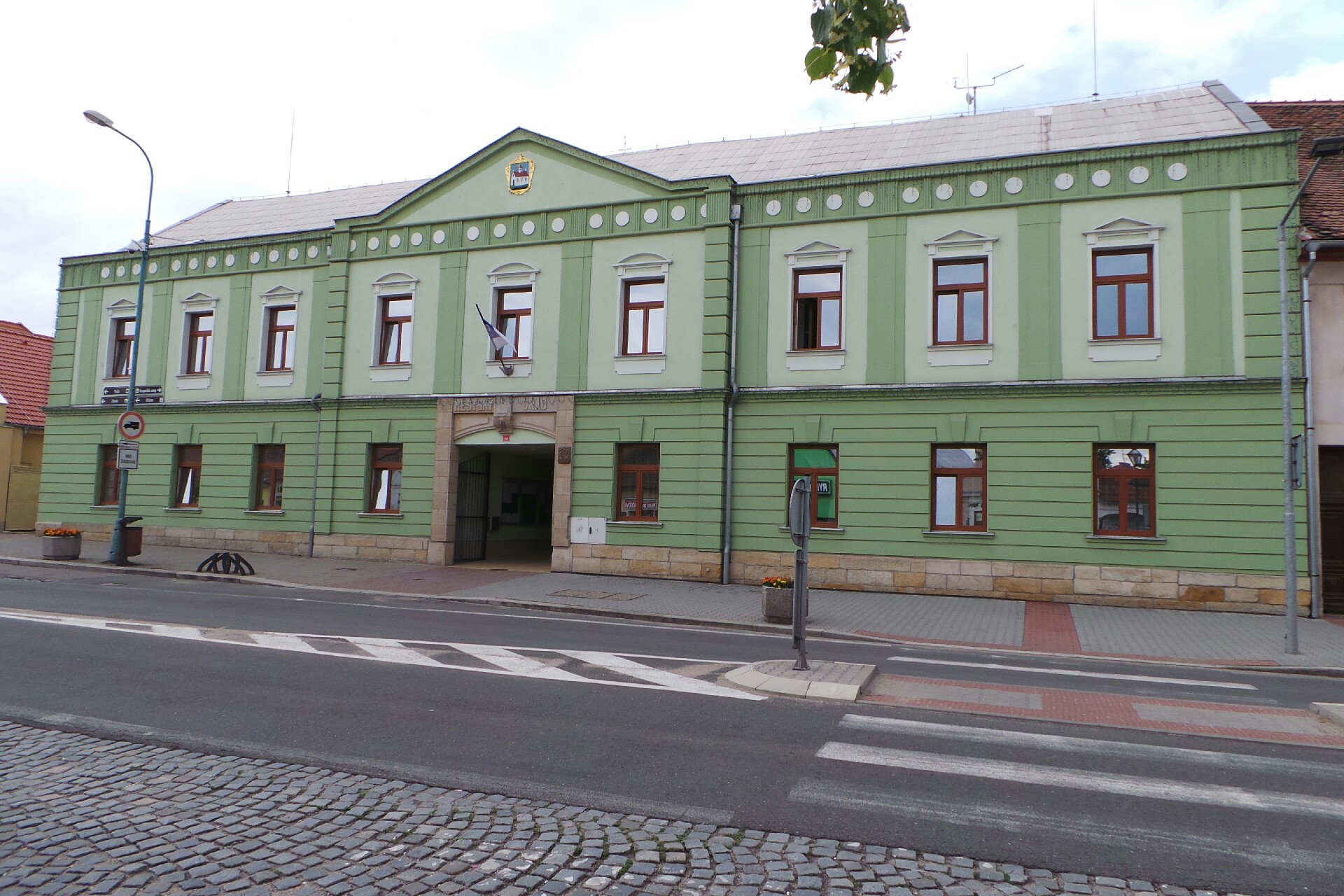 Chlumec nad Cidlinou - městský úřad