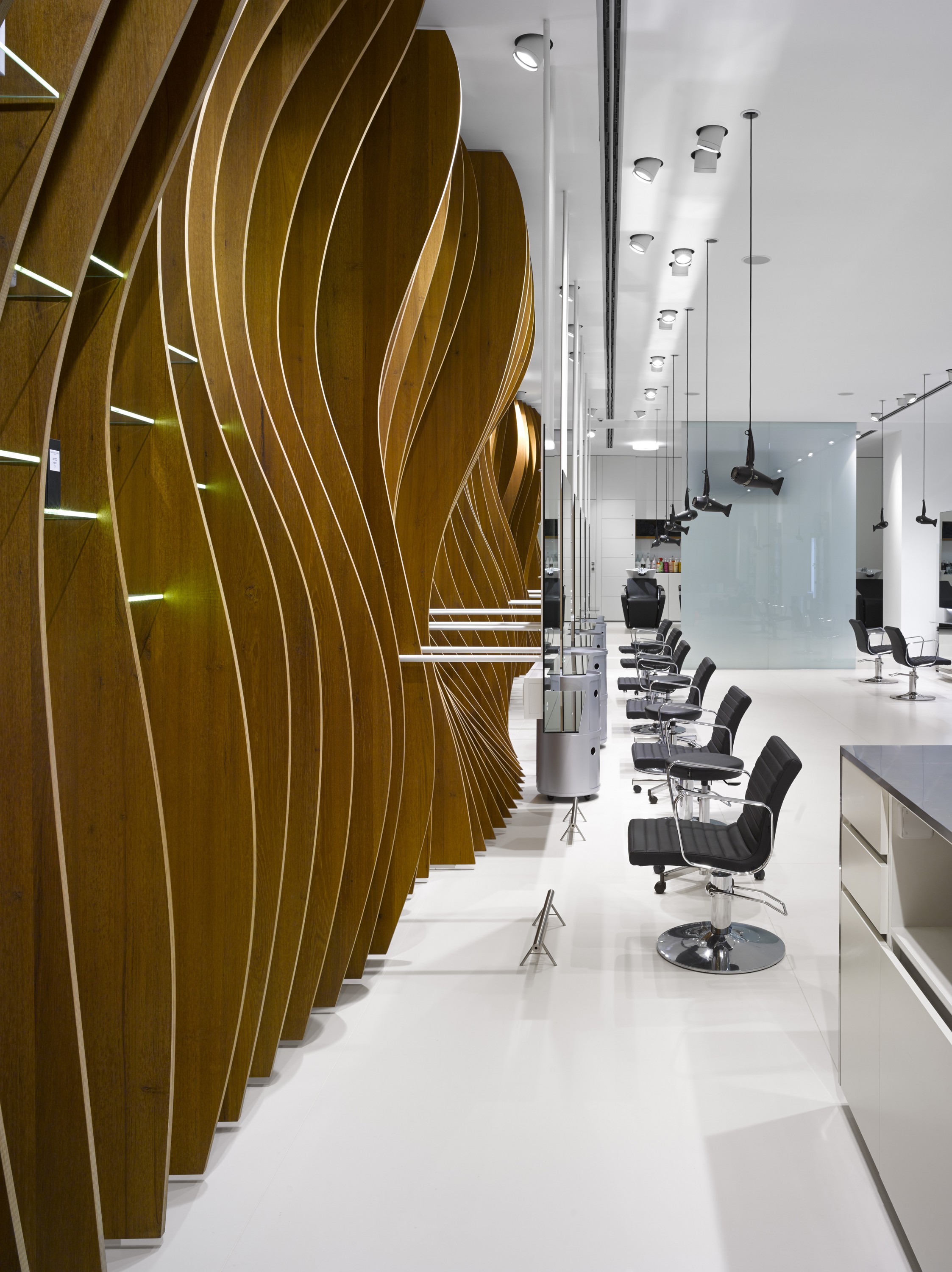BOMTON STUDIO foto 3