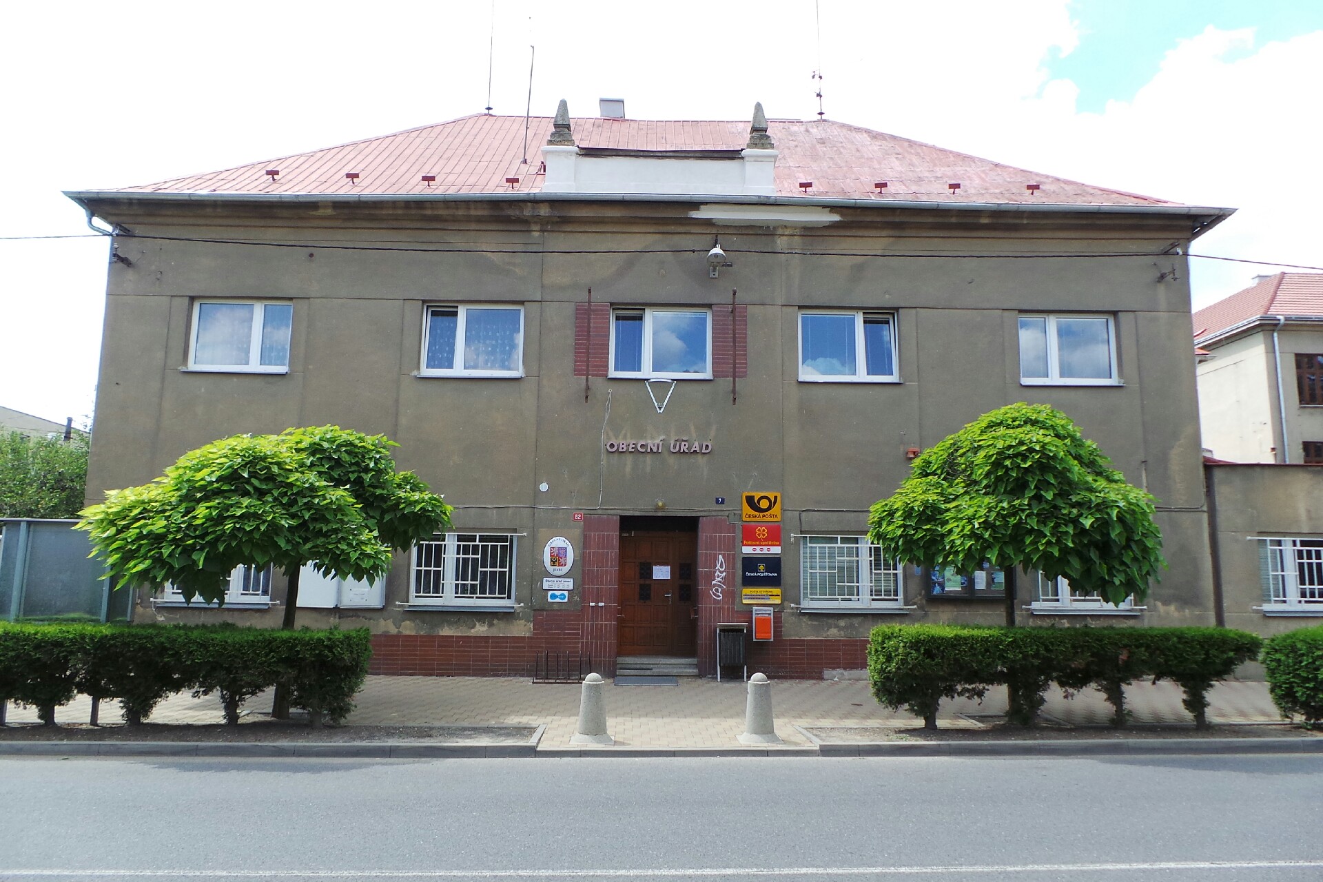 Jeneč - obecní úřad