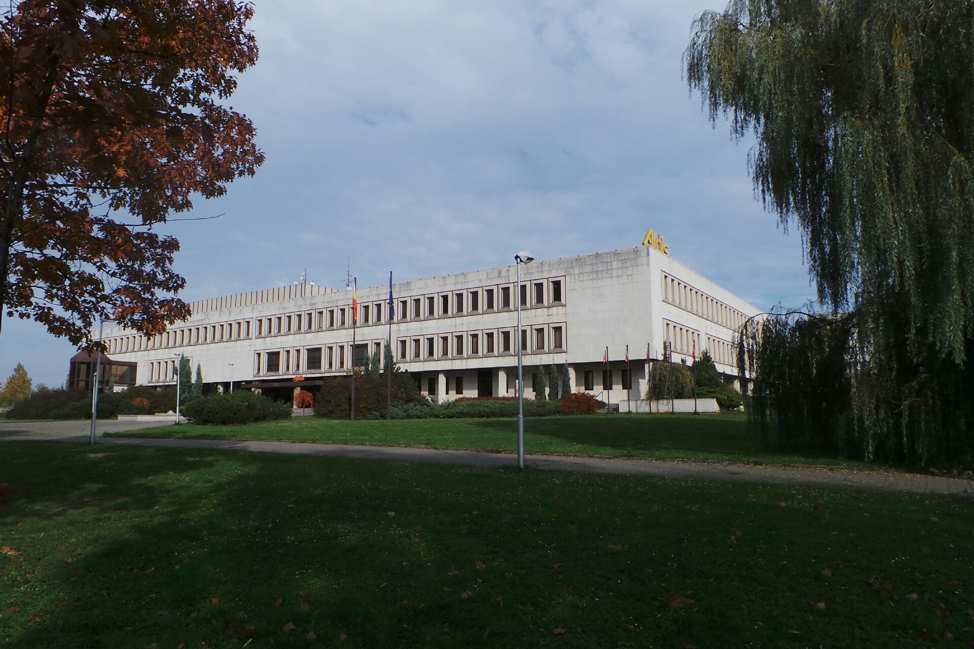 BORGIS a.s. - Deník PRÁVO