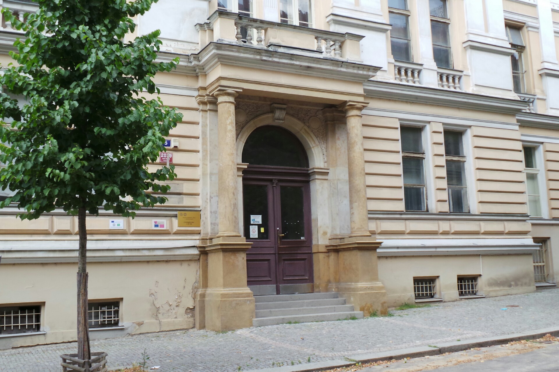 Fyziologický ústav 1. LF - Univerzita Karlova