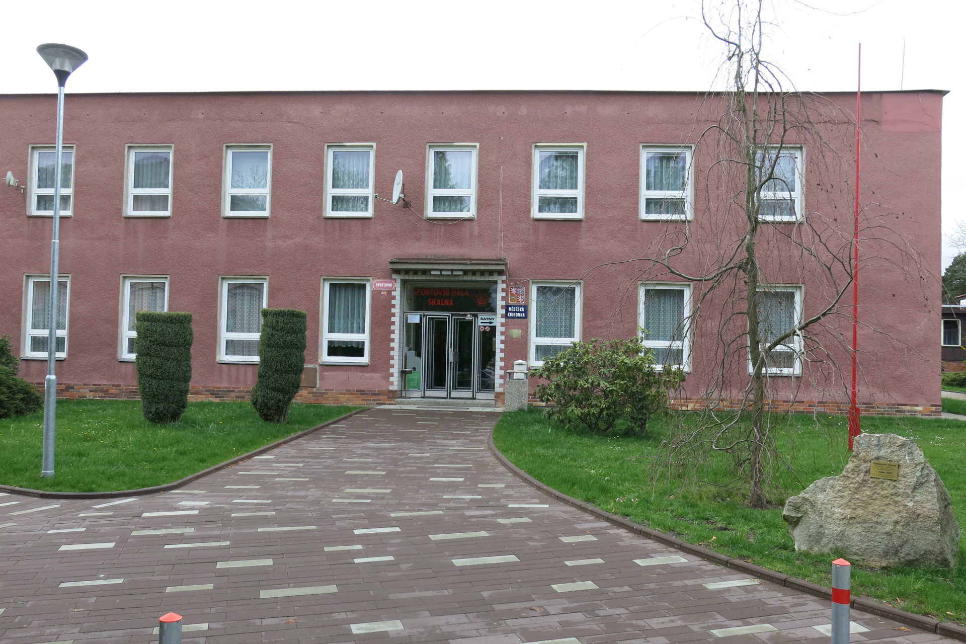 Sportovní hala Skalná