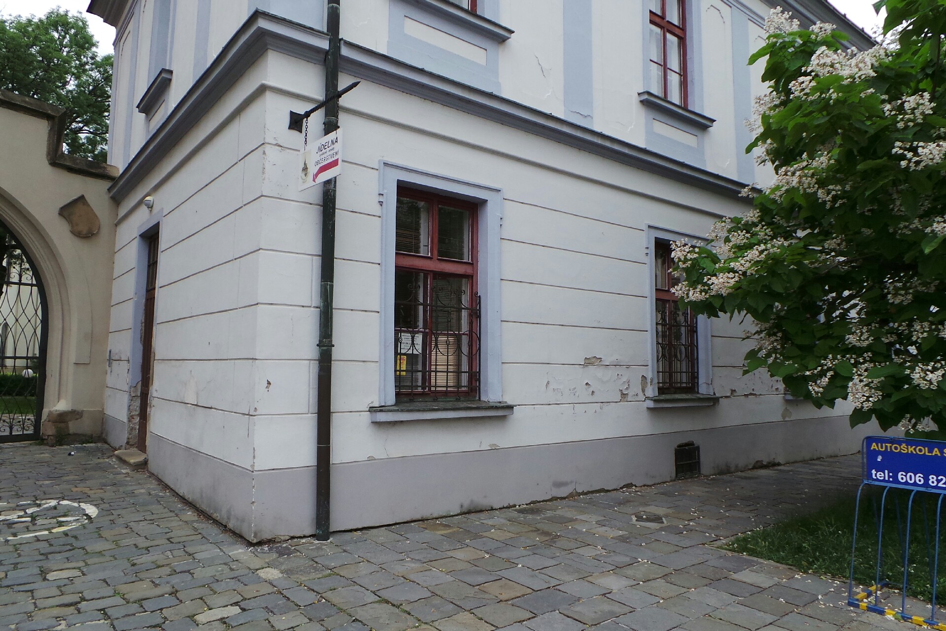 Arcibiskupské gymnázium v Kroměříži - Školní jídelna