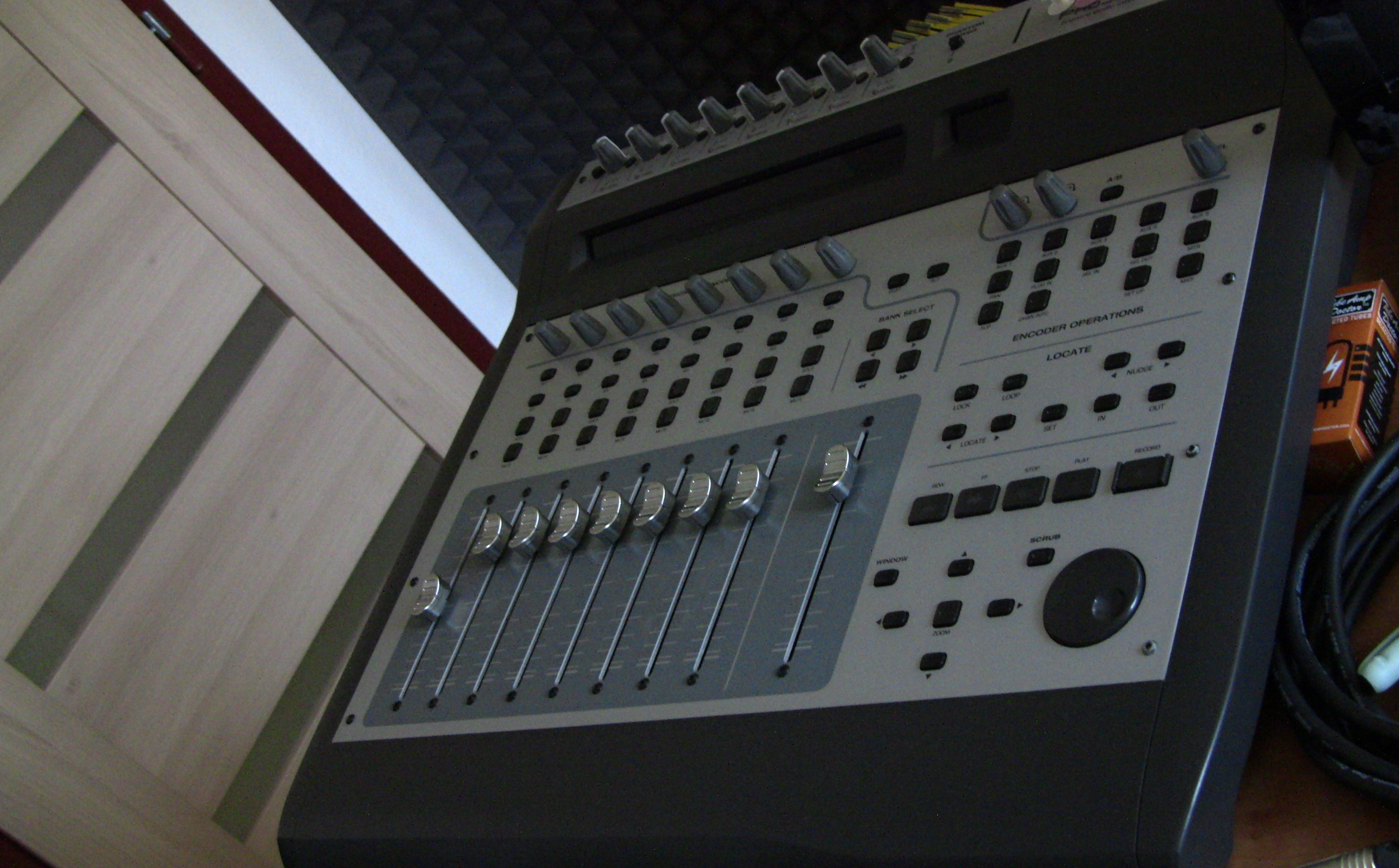 MARI Records o.s. foto 4