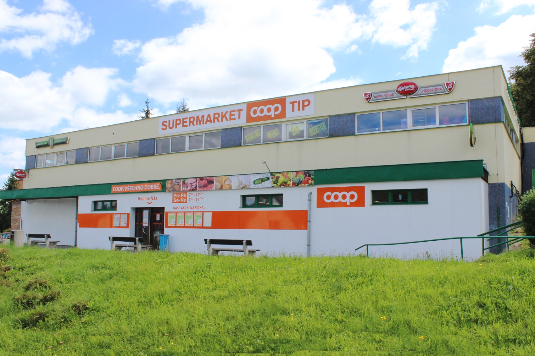 Supermarket COOP TIP