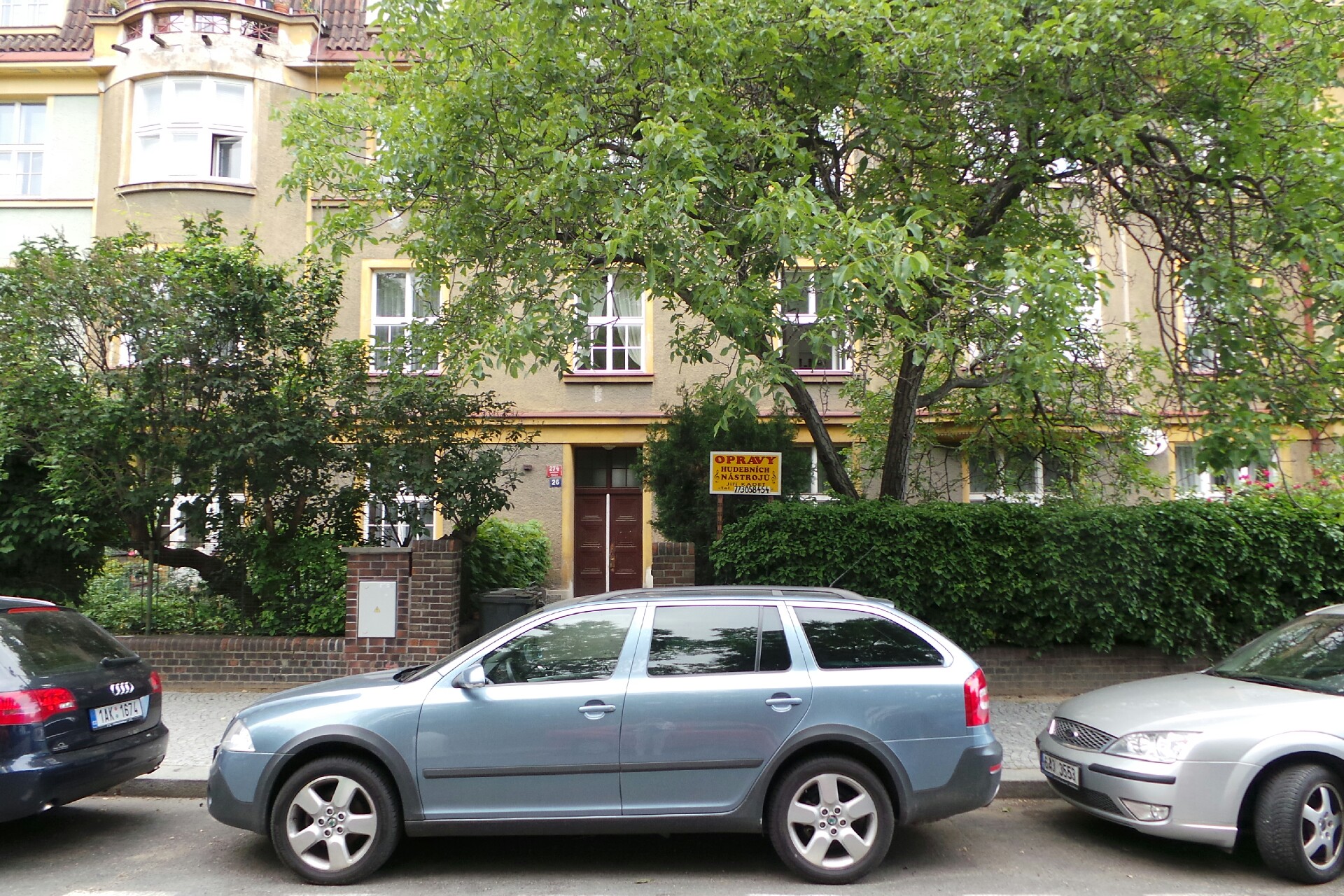 Jiří Kadet výroba a opravy hudebních nástrojů