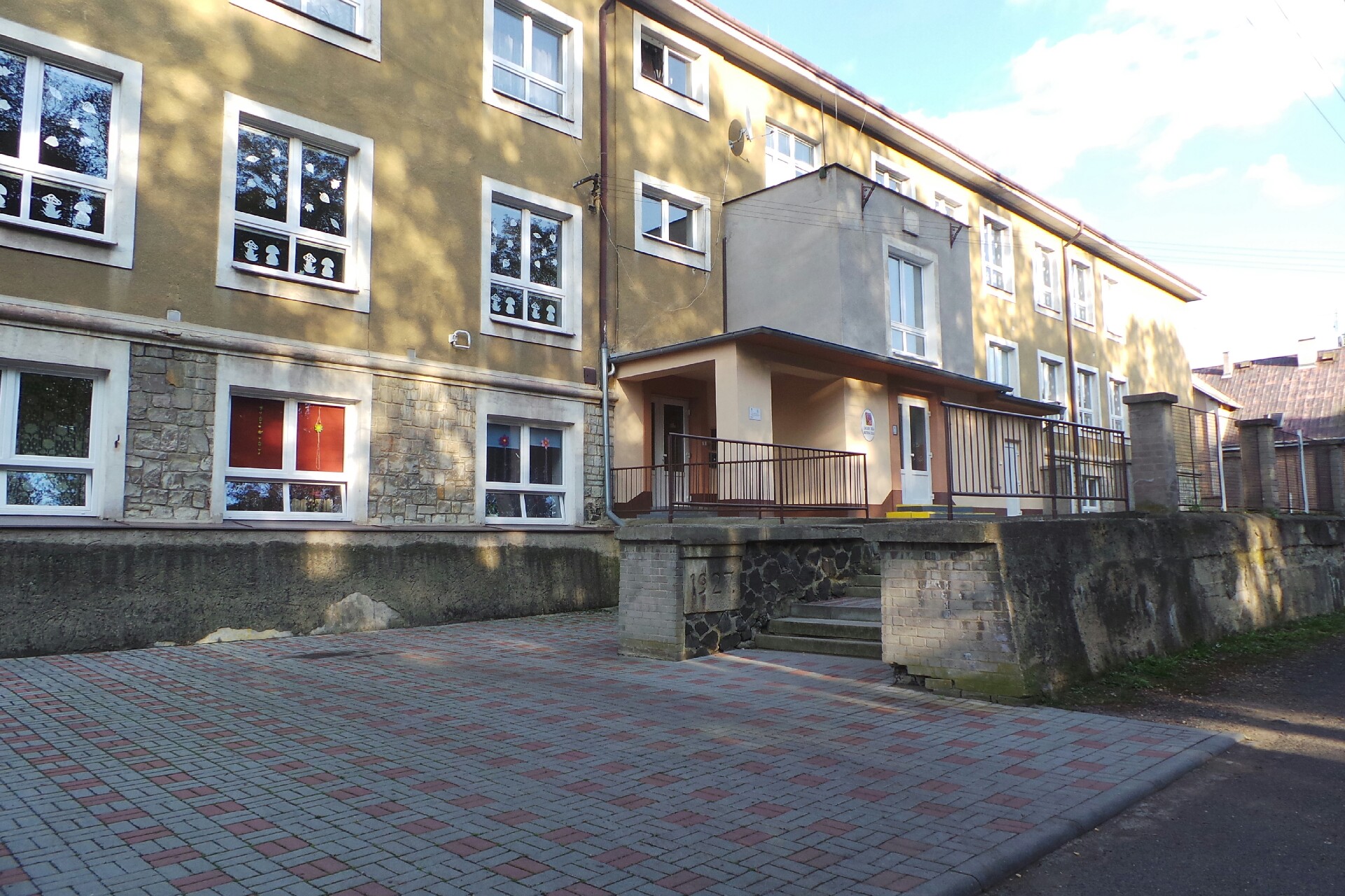 ZŠ a MŠ Zabrušany