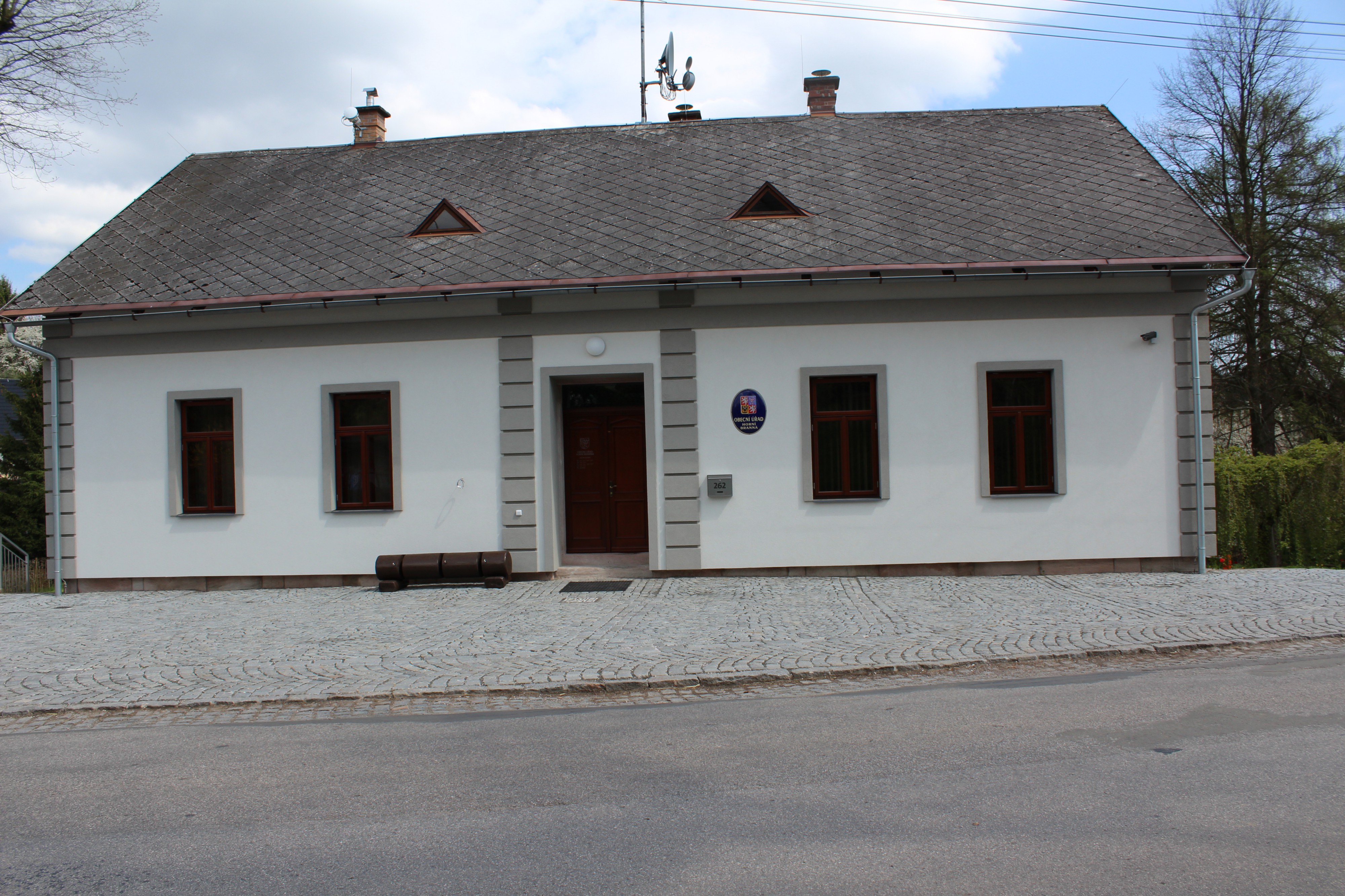 Horní Branná - obecní úřad foto 2