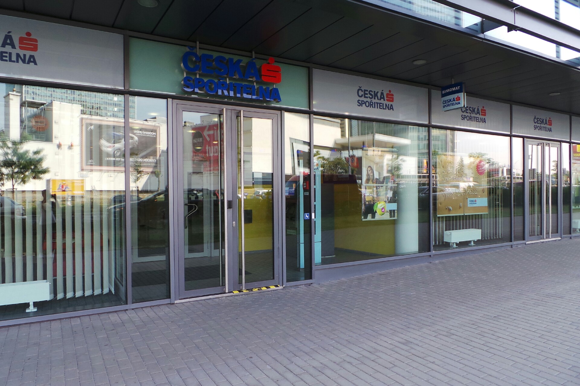 Bankomat České spořitelny foto 2