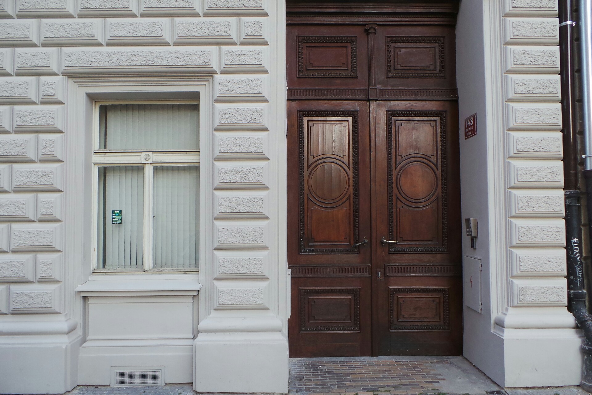 TIVA Invest Real, s.r.o.