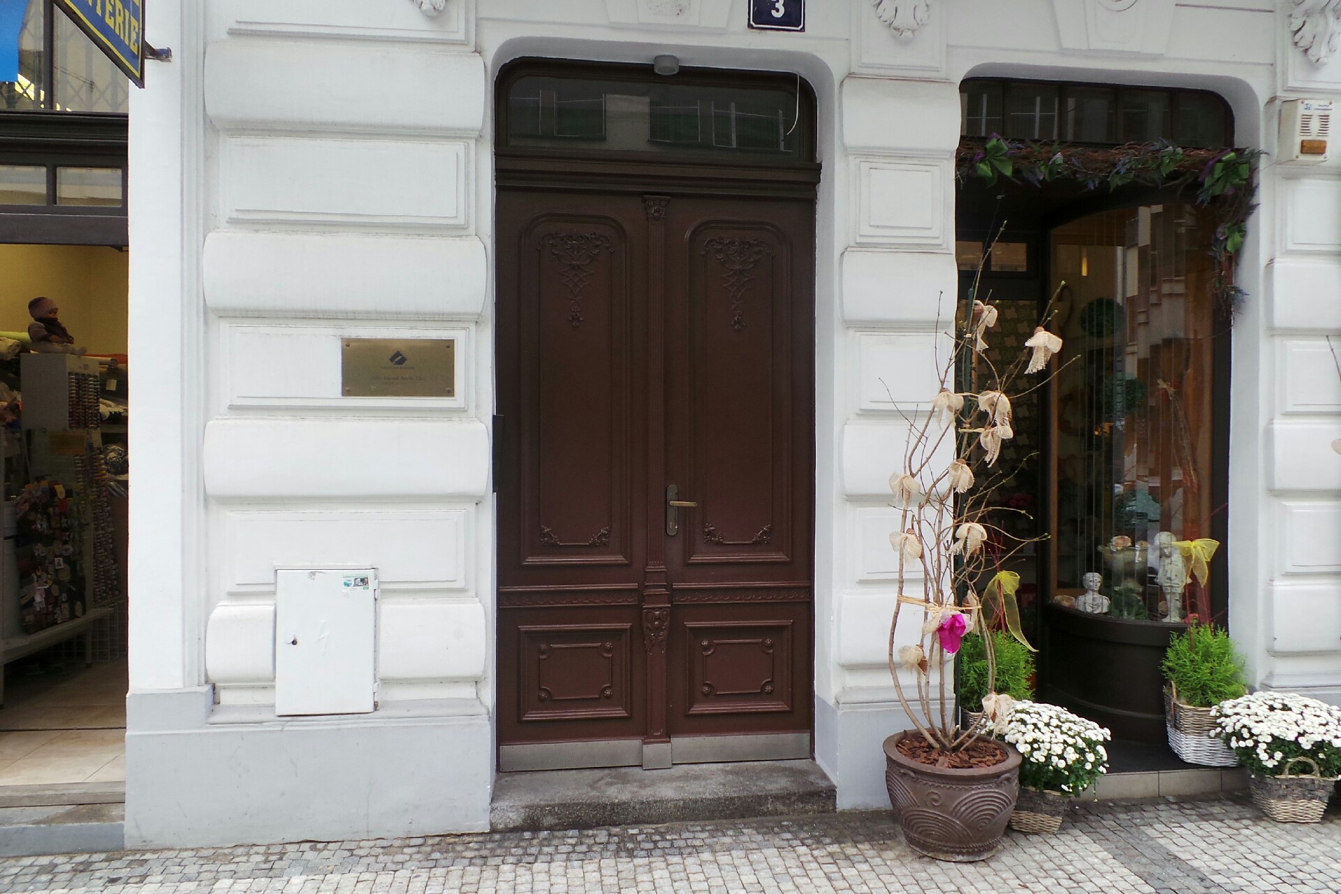 Prof. Doc. JUDr. Marie Karfíková, CSc., advokátka