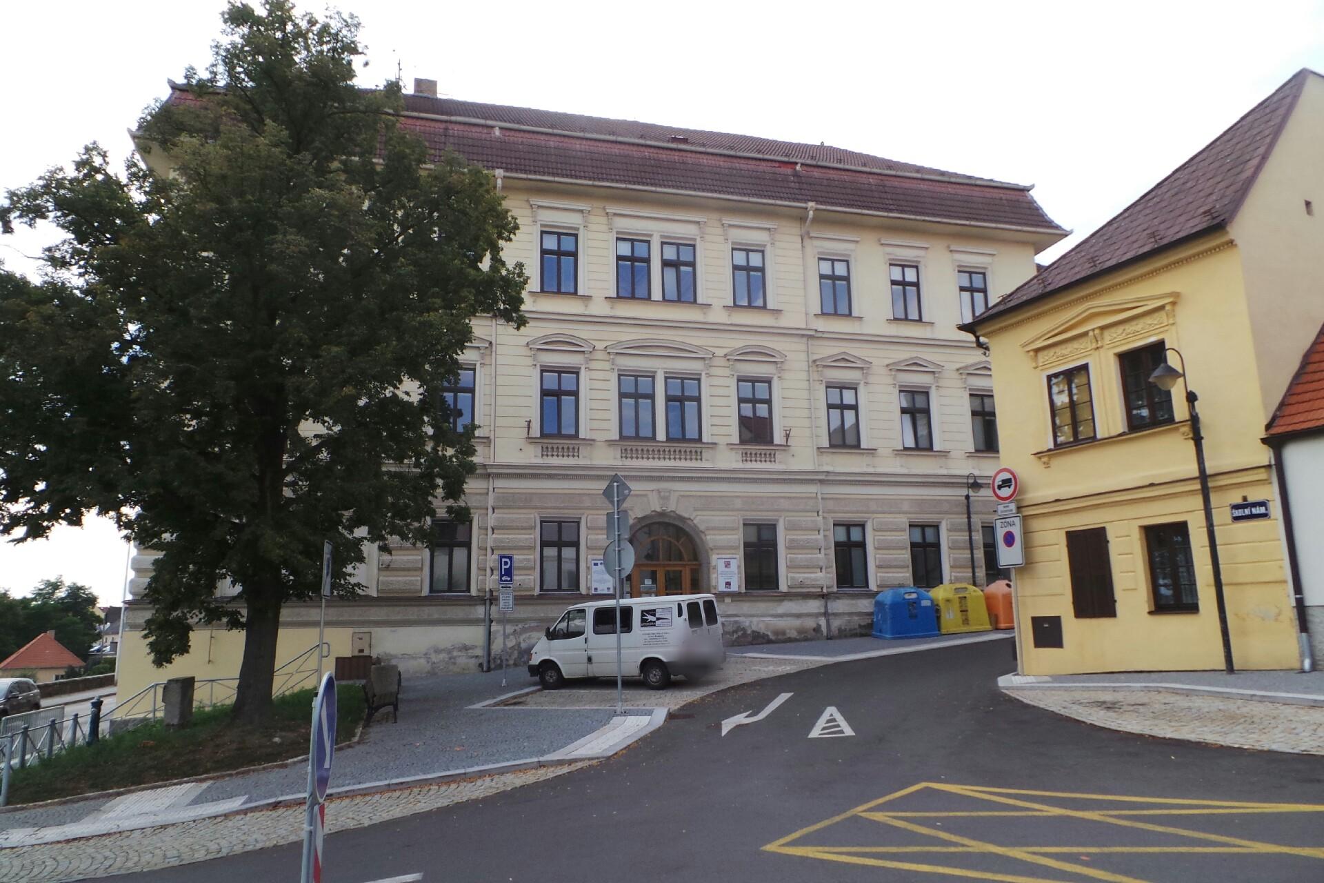 Pronájem prostor - ZŠ Bernarda Bolzana