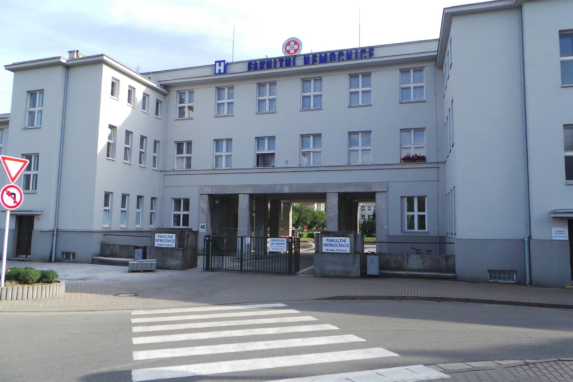 Ambulance pro léčbu bolesti - Fakultní nemocnice Hradec Králové