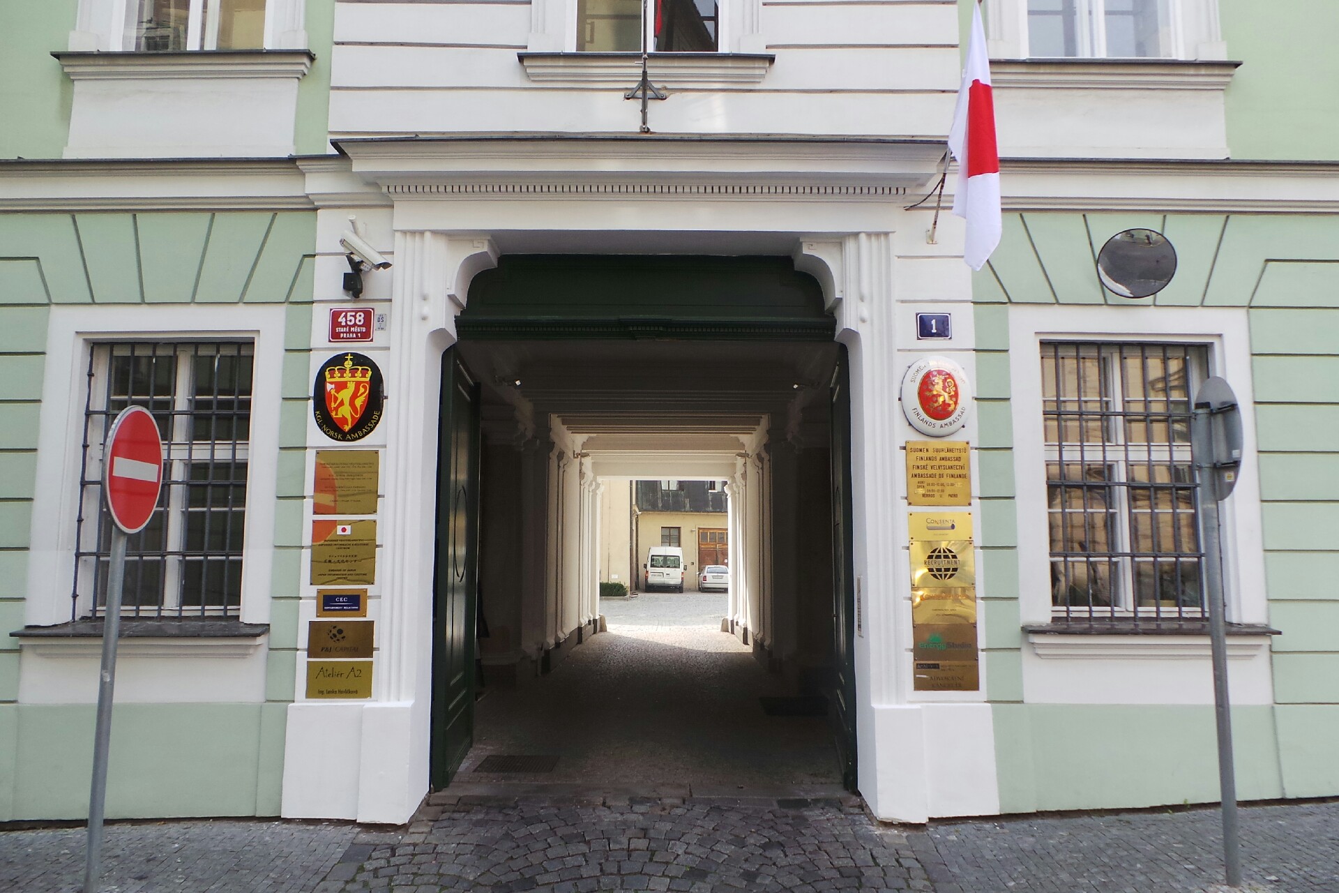 JUDr. Kateřina Davidová, advokát