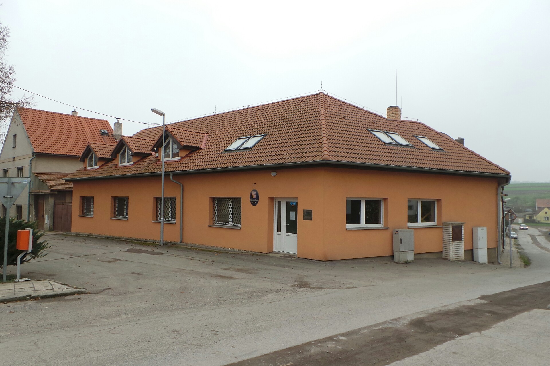 Ledce - obecní úřad