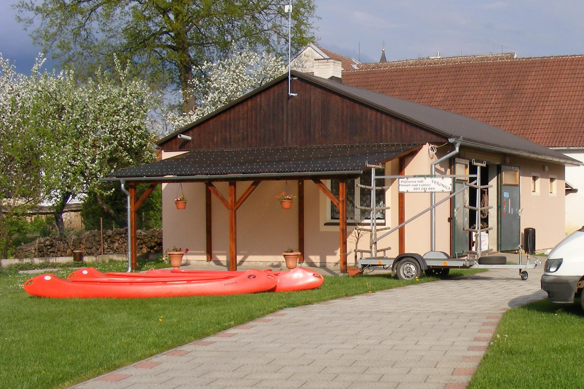 Půjčovna lodí - VERONICA