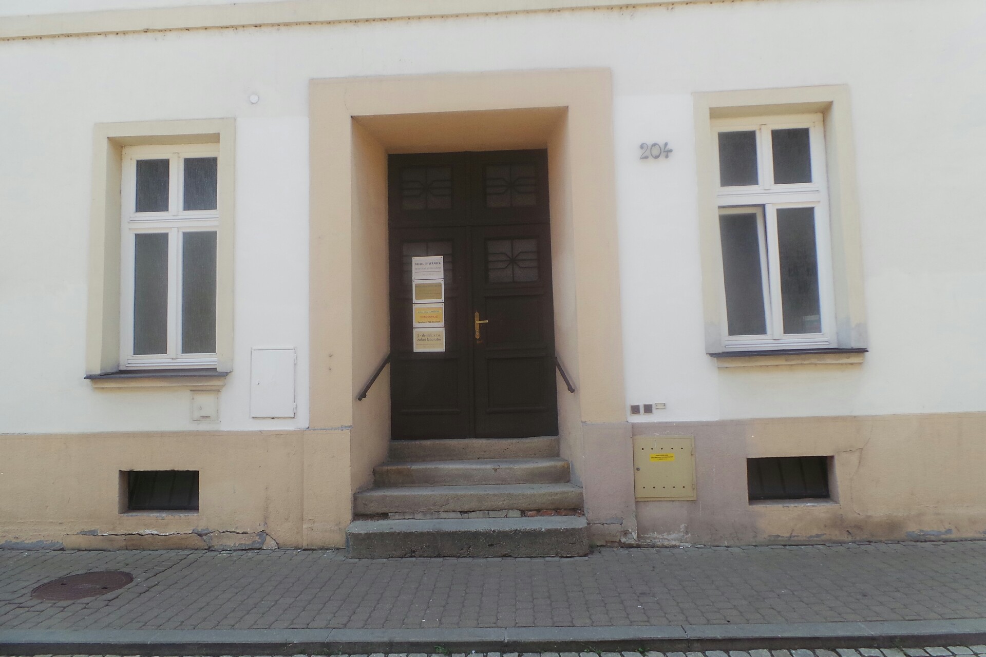 J-dental, s.r.o. - Stomatologická laboratoř