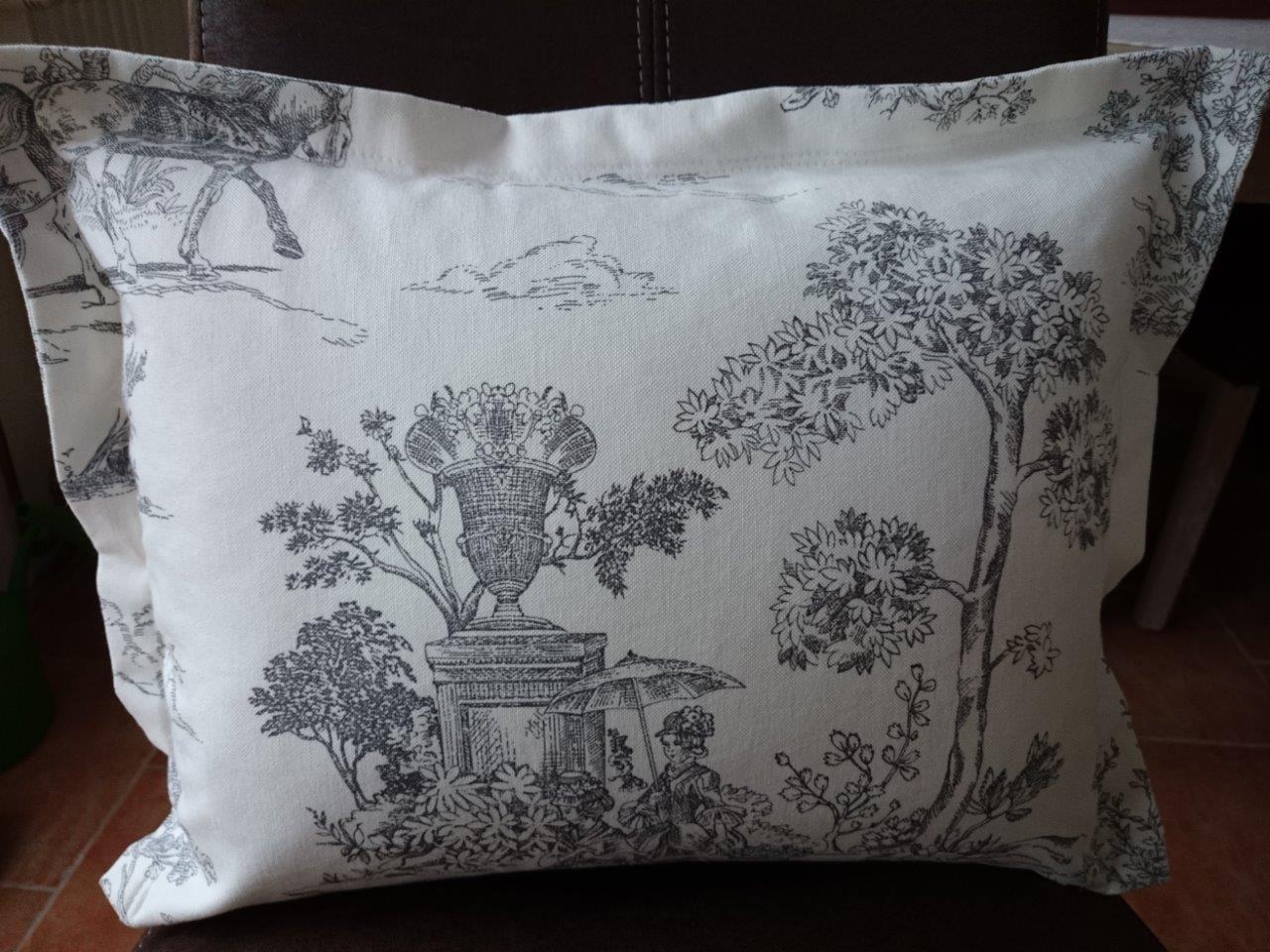 MARCELA FINDEISOVÁ - textilní dekorace na míru foto 2