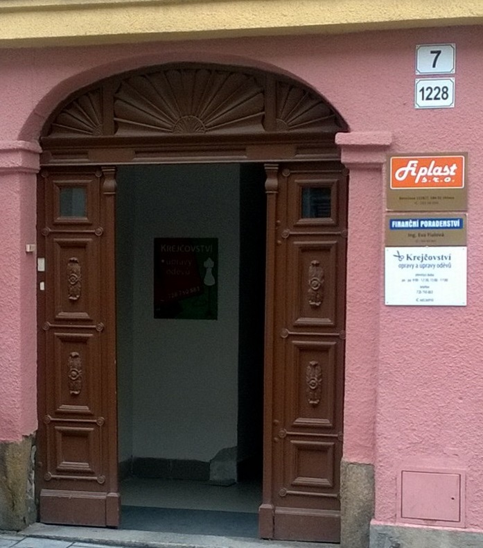 Krejčovství a úpravy oděvů Jiřina Vlčková foto 3