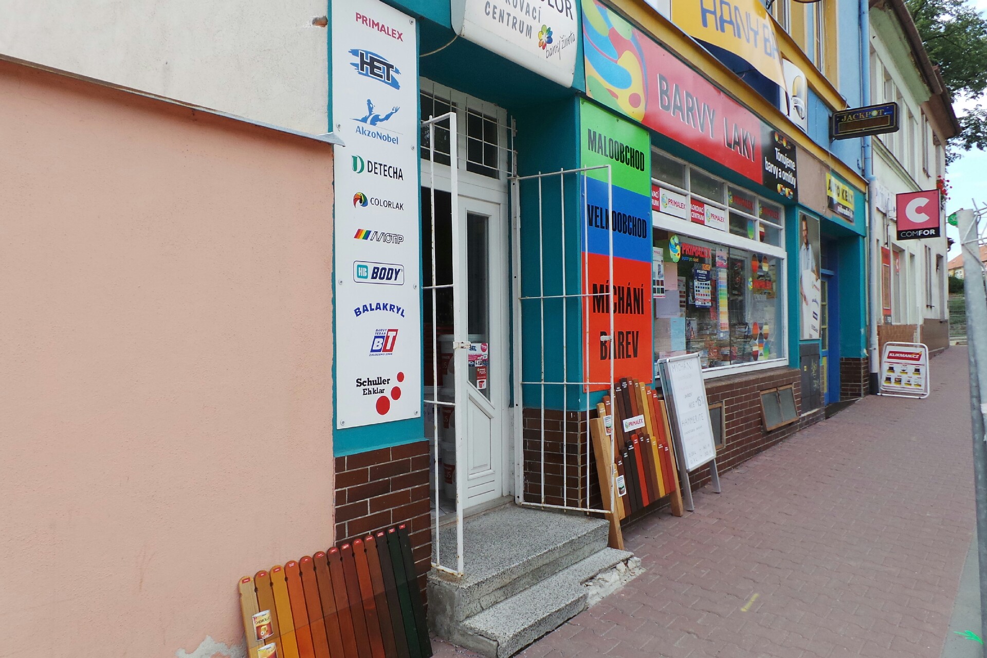 BARVY - LAKY Gruntorád