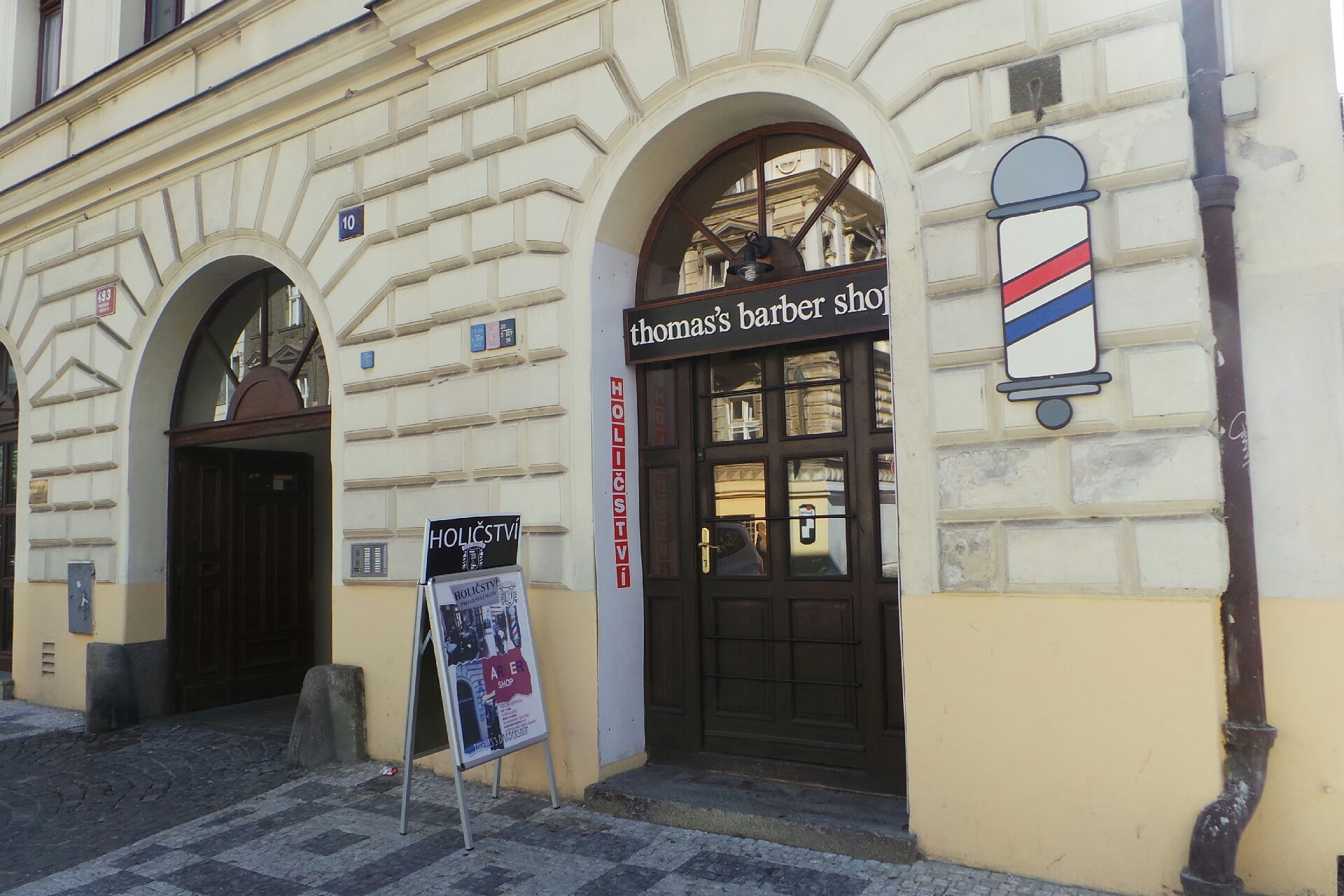 Thomas's barber shop