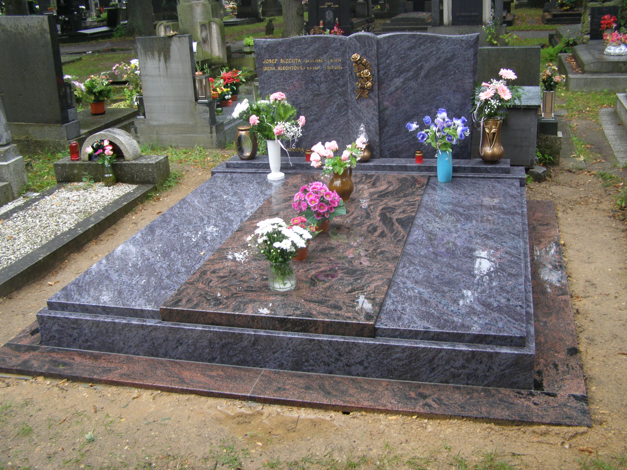 KŮRKA KAMENOVÝROBA foto 2