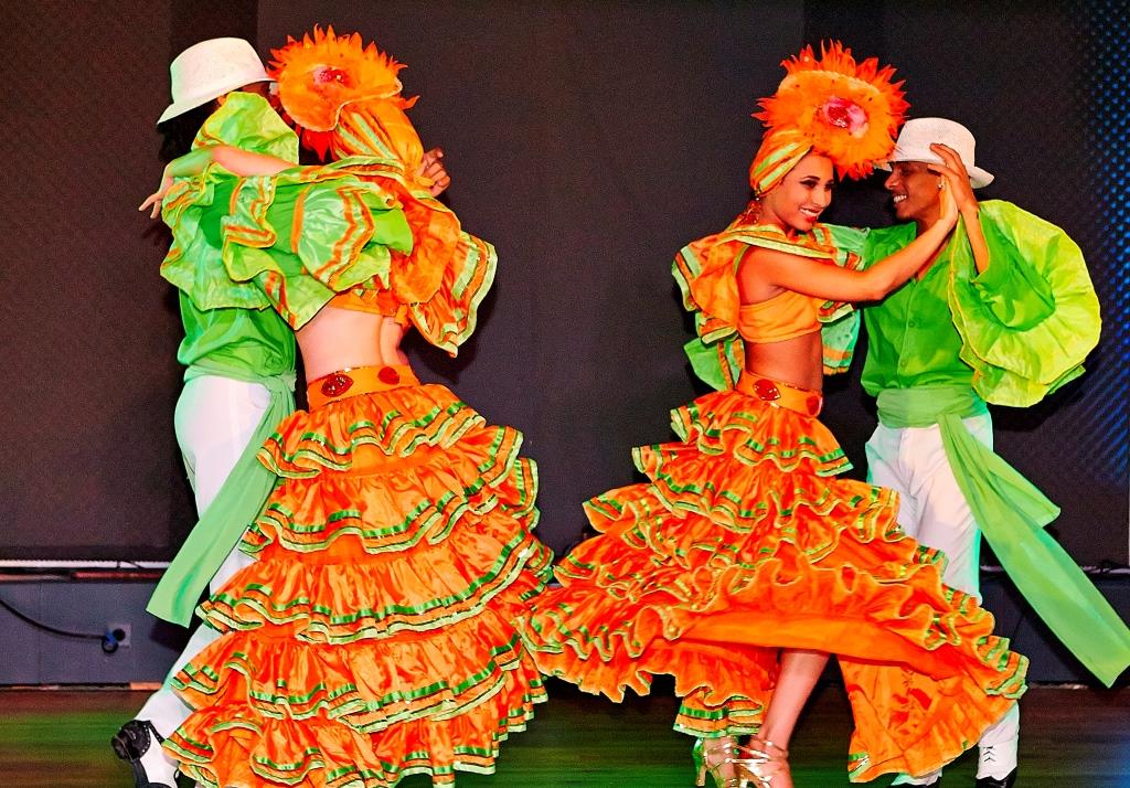 Tradición - latinskoamerická taneční skupina foto 2