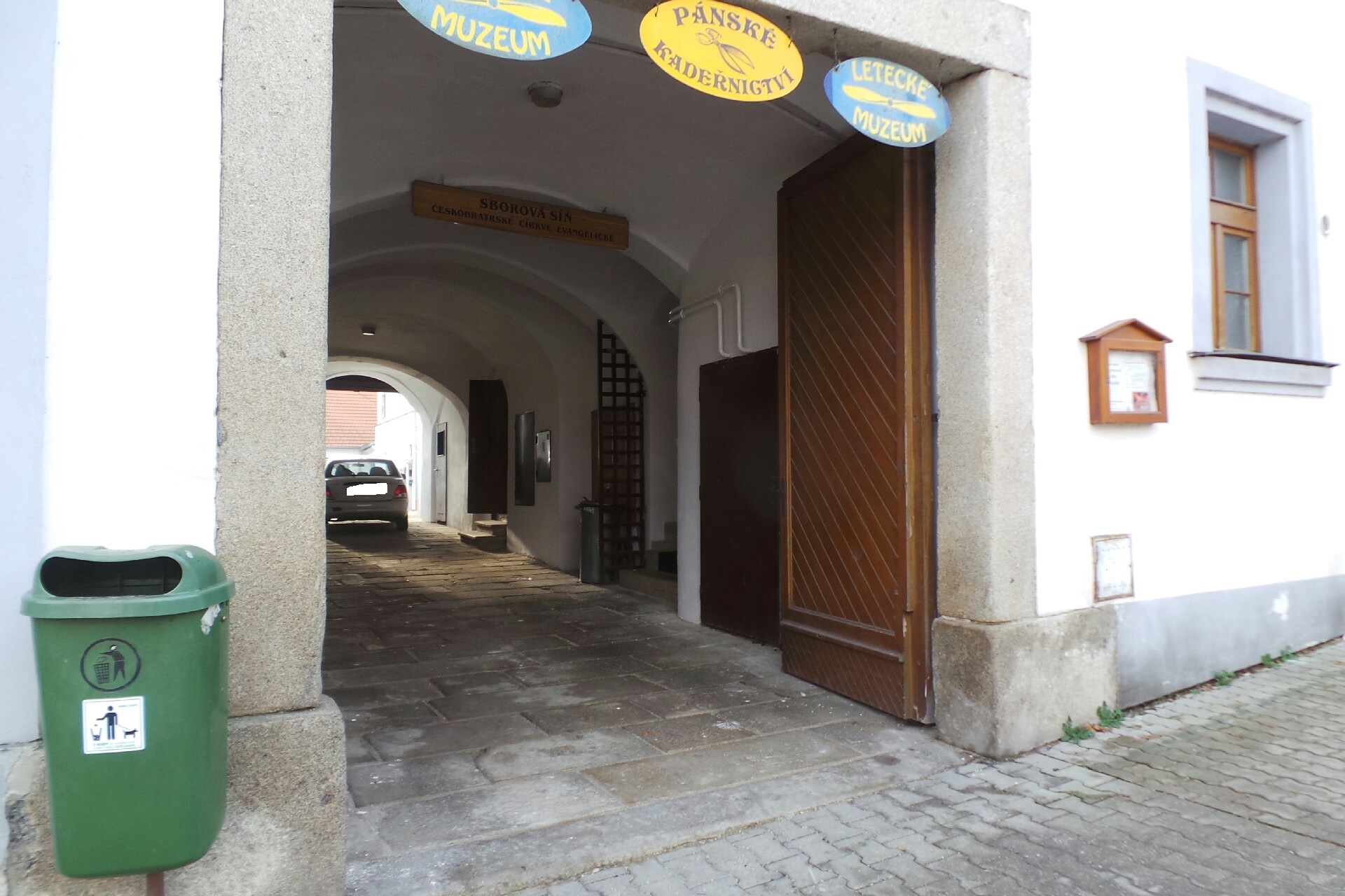 BAR u leteckého muzea