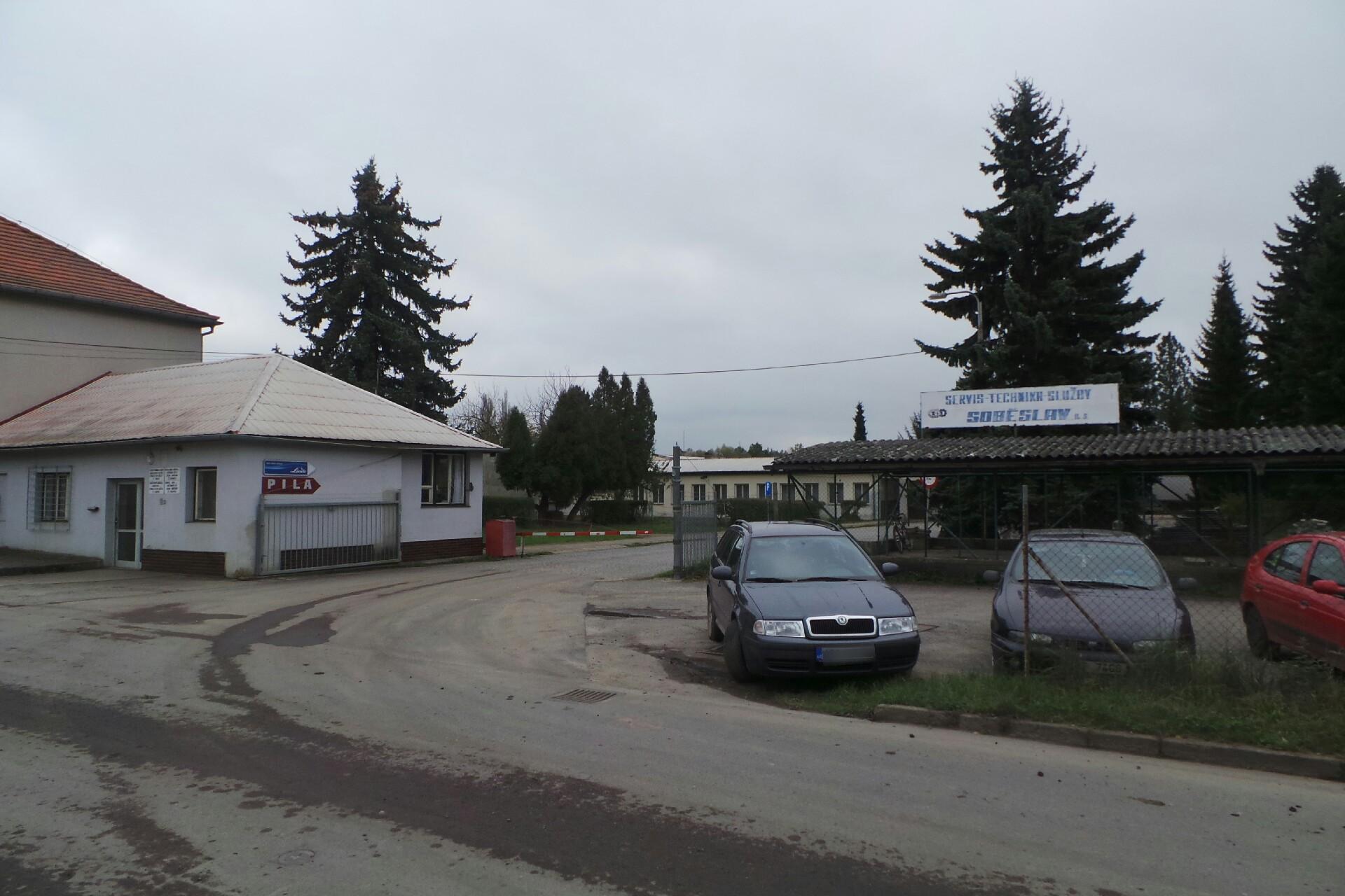 Zemní a výkopové práce - Servis-technika-Služby Soběslav foto 1