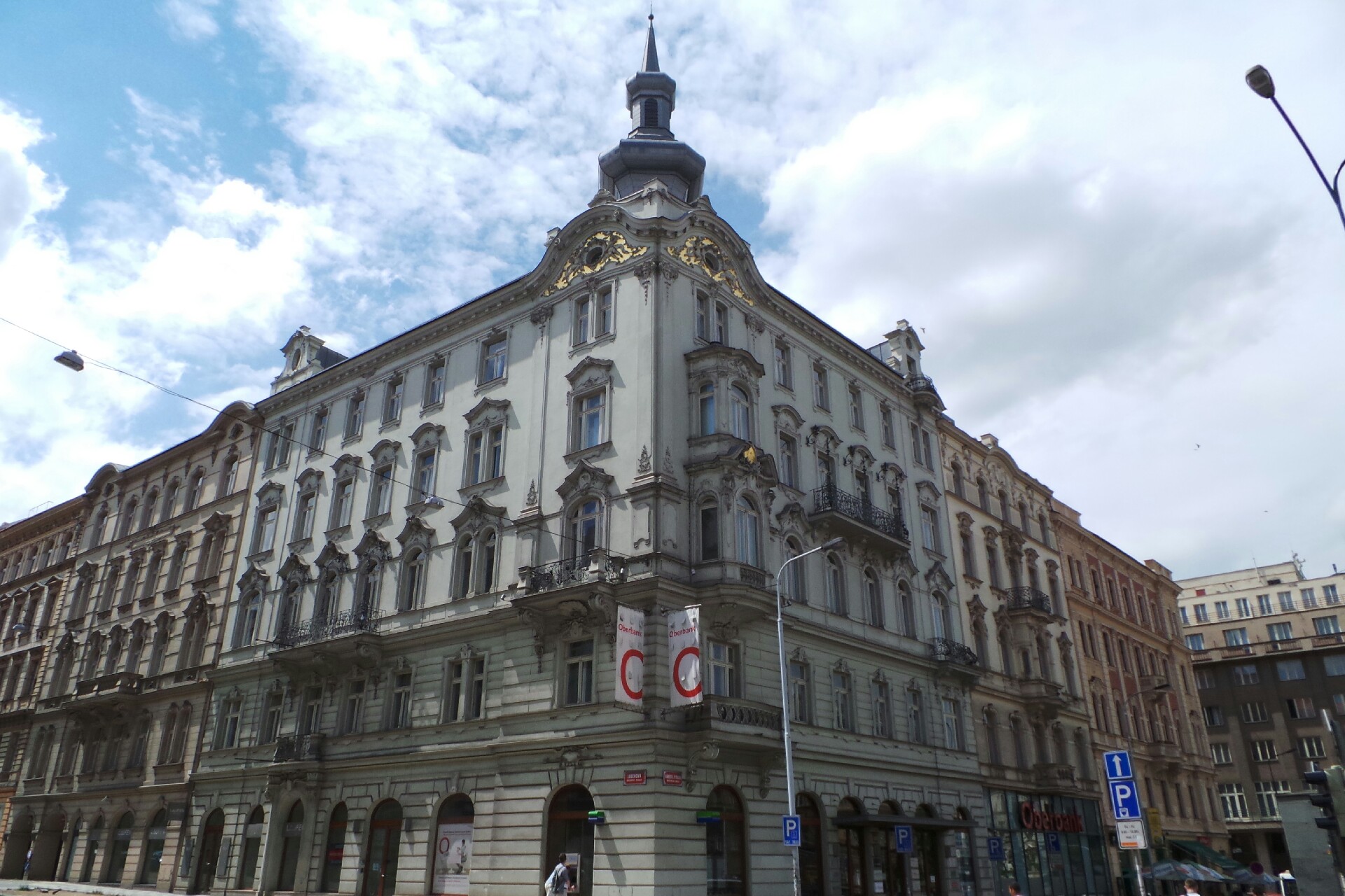 LINEA RECTA, spol. s r.o.