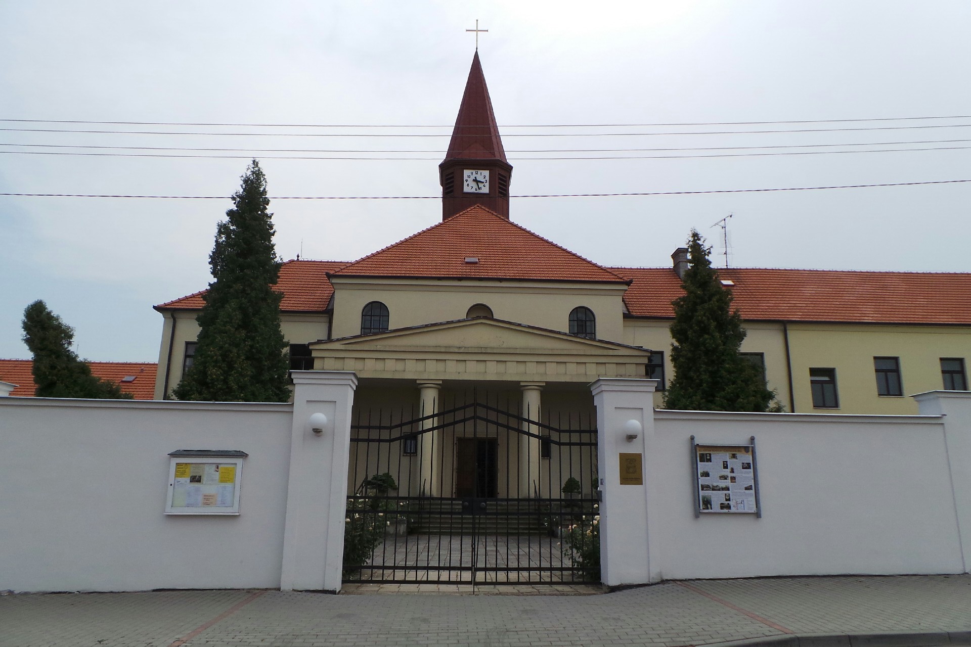 Kongregace sester Těšitelek Božského Srdce Ježíšova