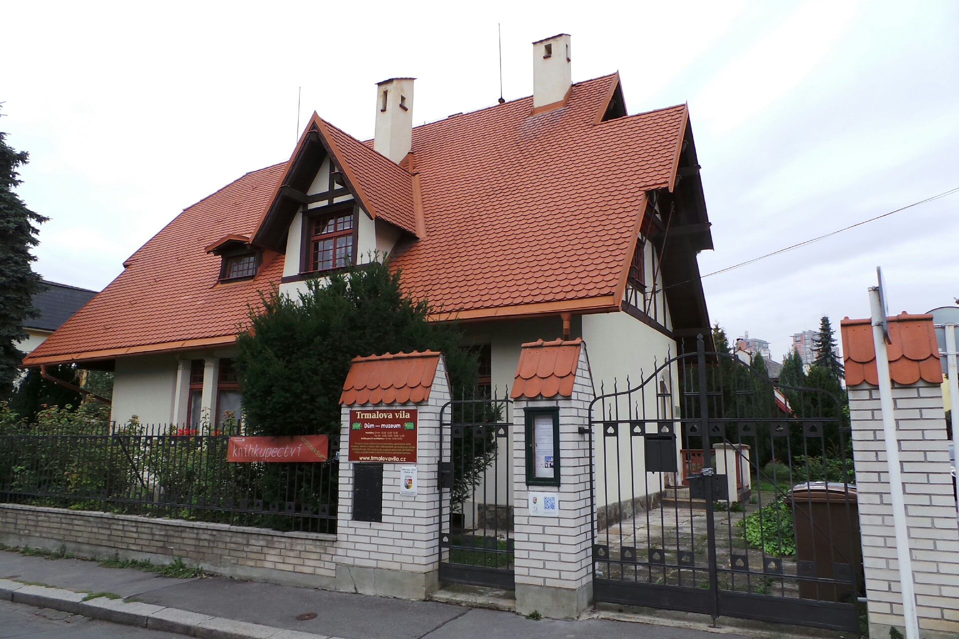 Trmalova vila foto 2