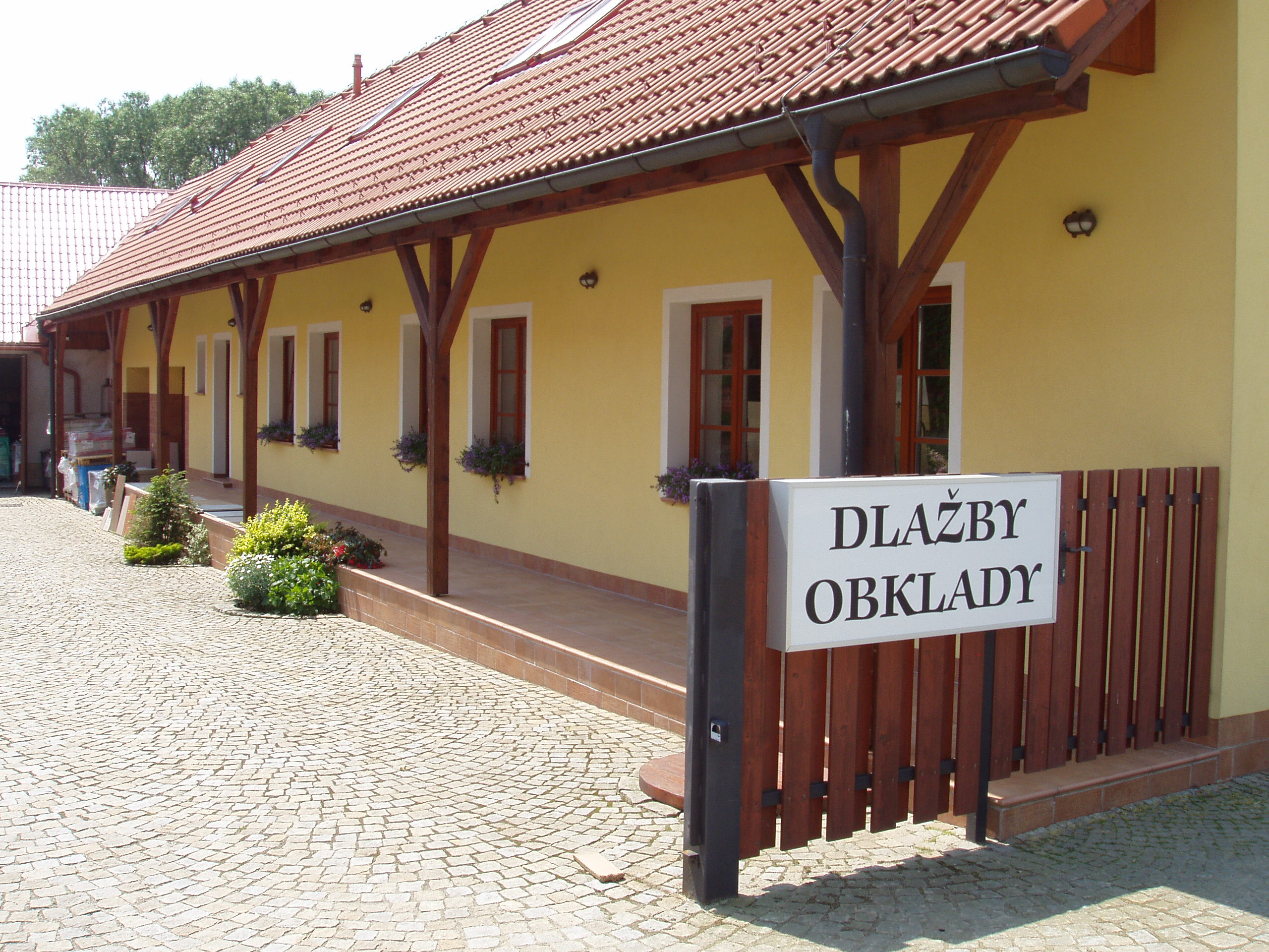 Ing. Petr Mejsnar - Obklady a dlažby foto 1