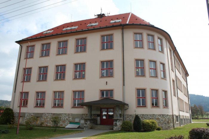 Základní škola a Mateřská škola Sudkov foto 2