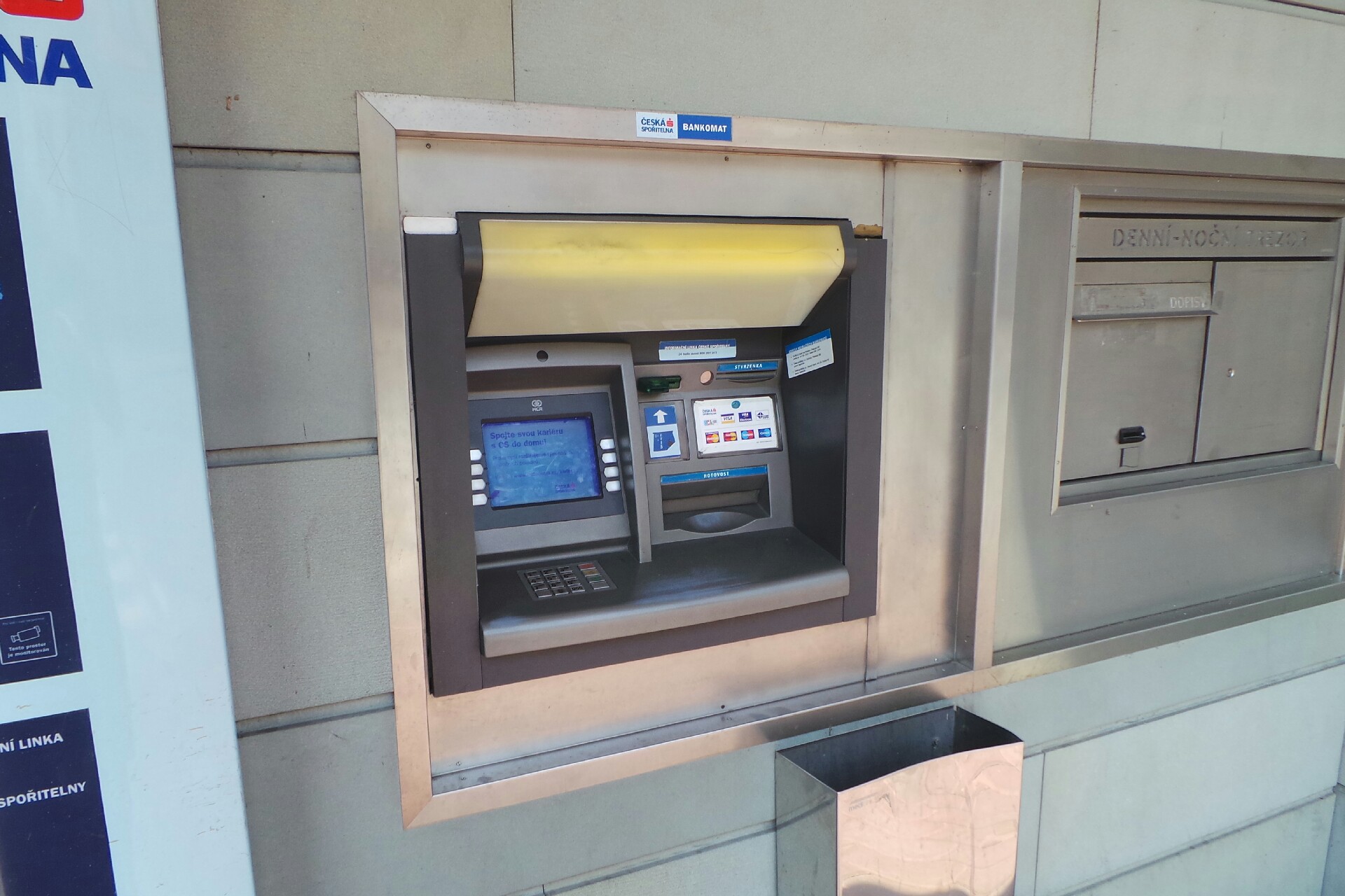 Bankomat České spořitelny