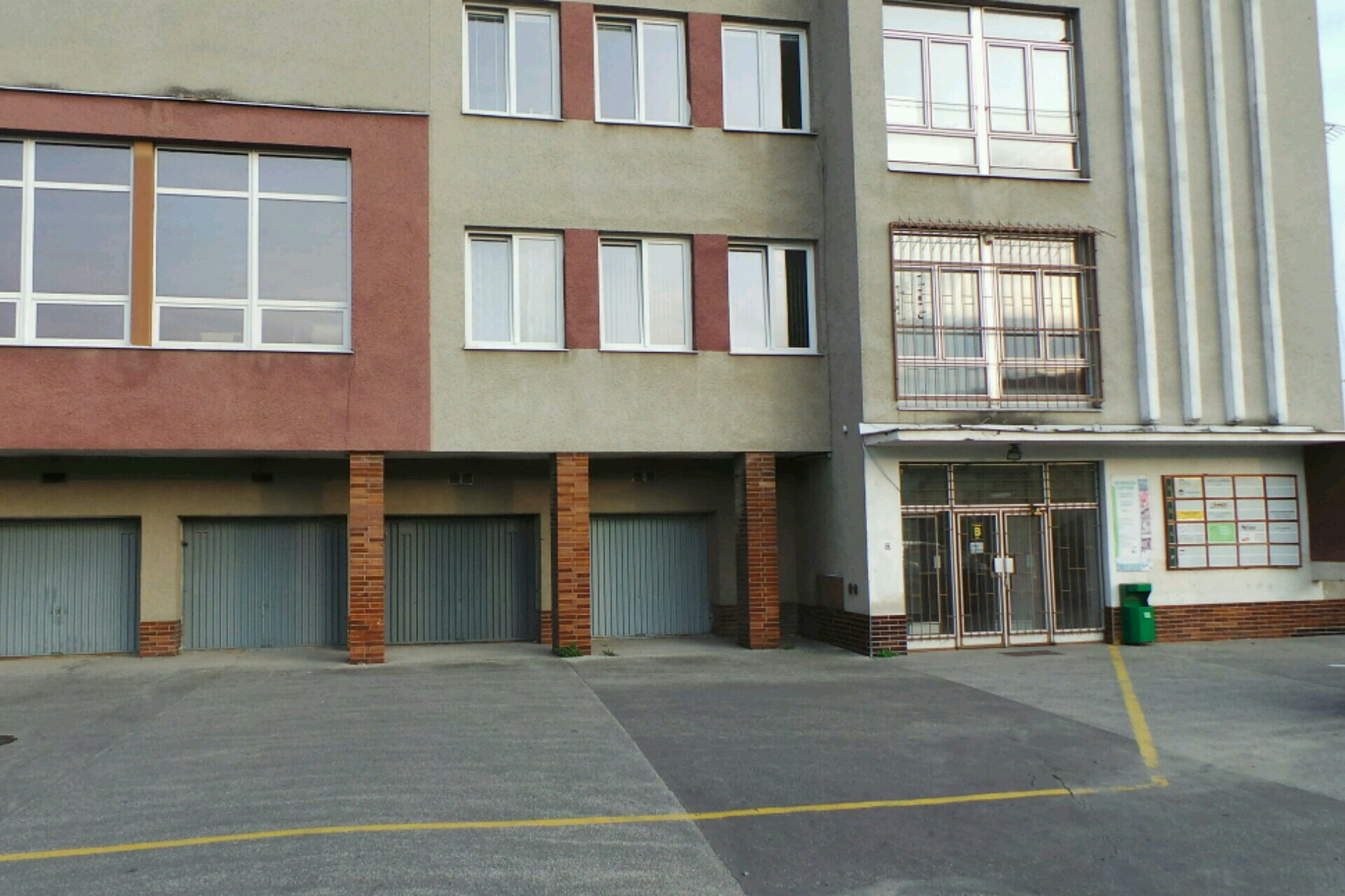 NICLAS servis, s.r.o.