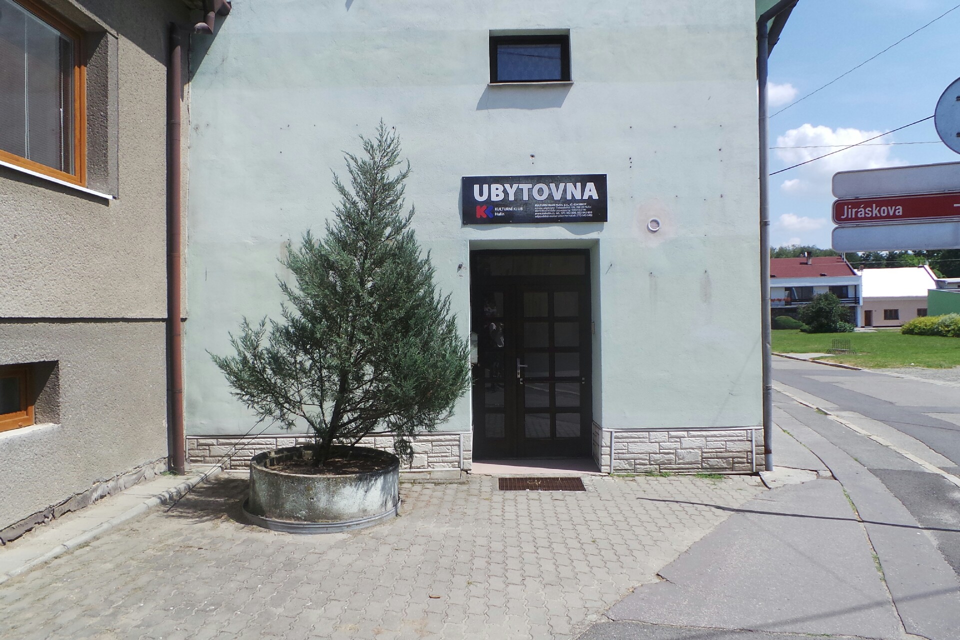 Ubytovna Třebízského 195