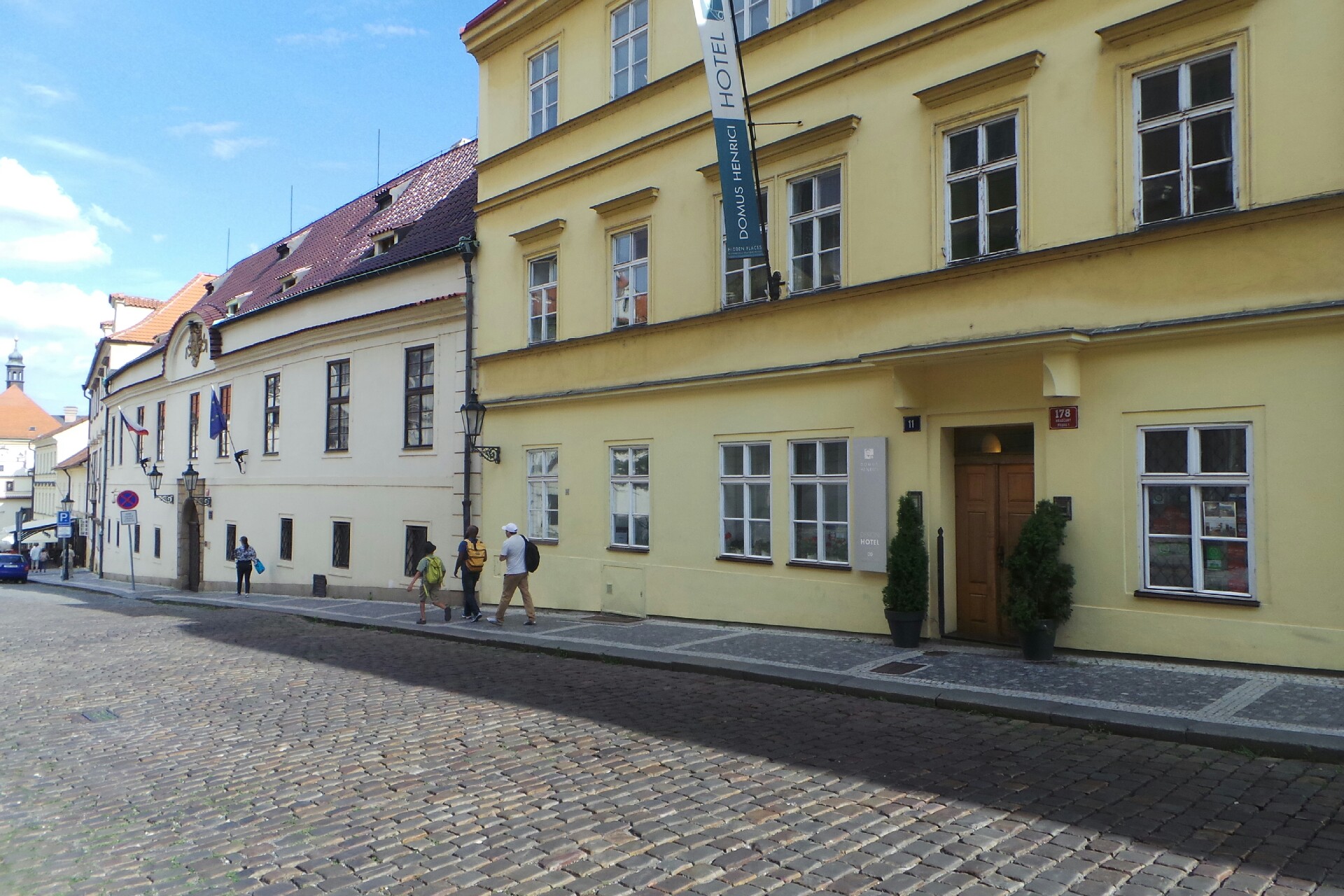 Royal Diplomatic Club