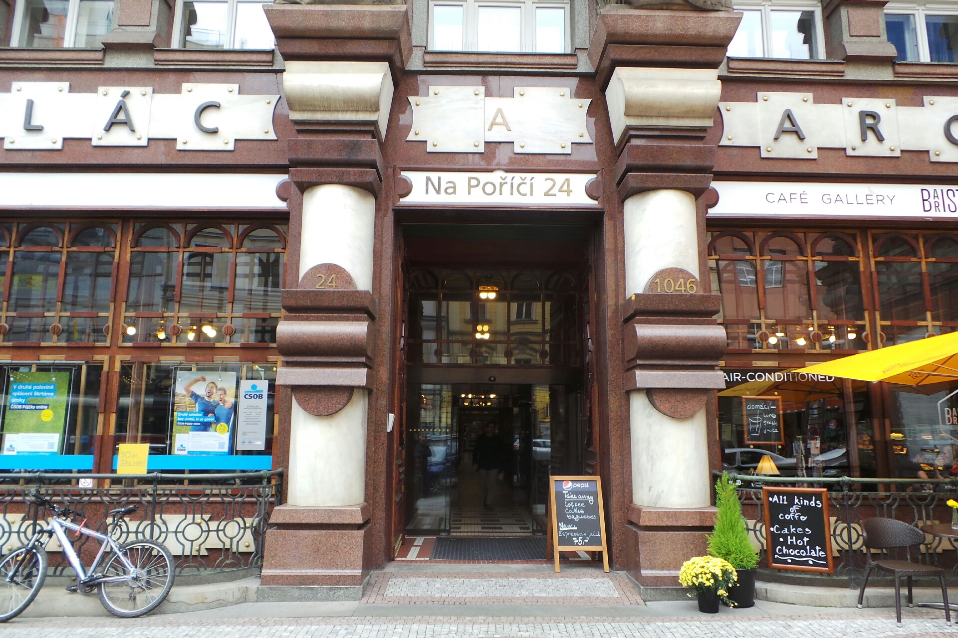 JUDr. Barbora Simon Dunovská