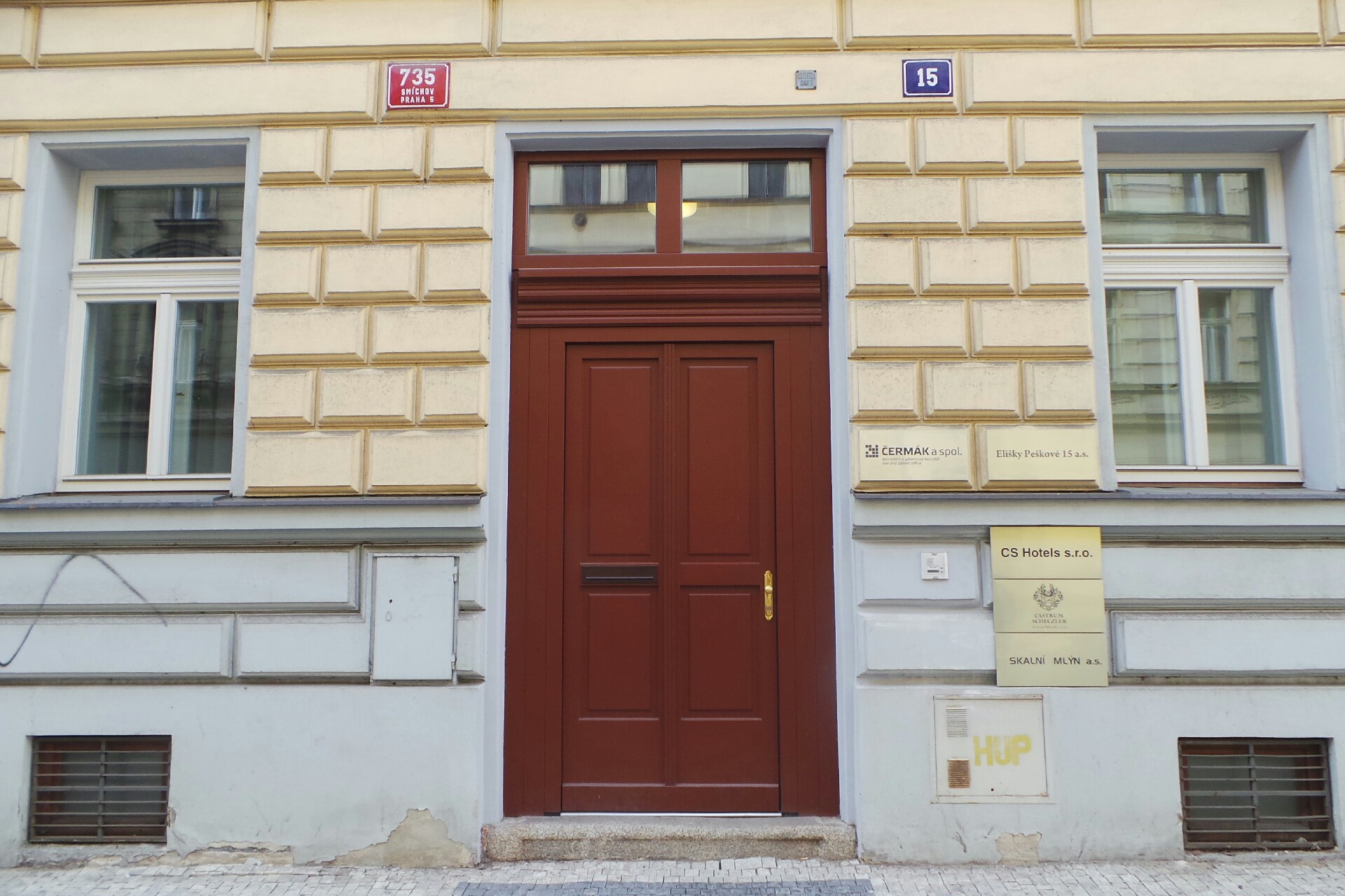 Mgr. Denisa Švecová