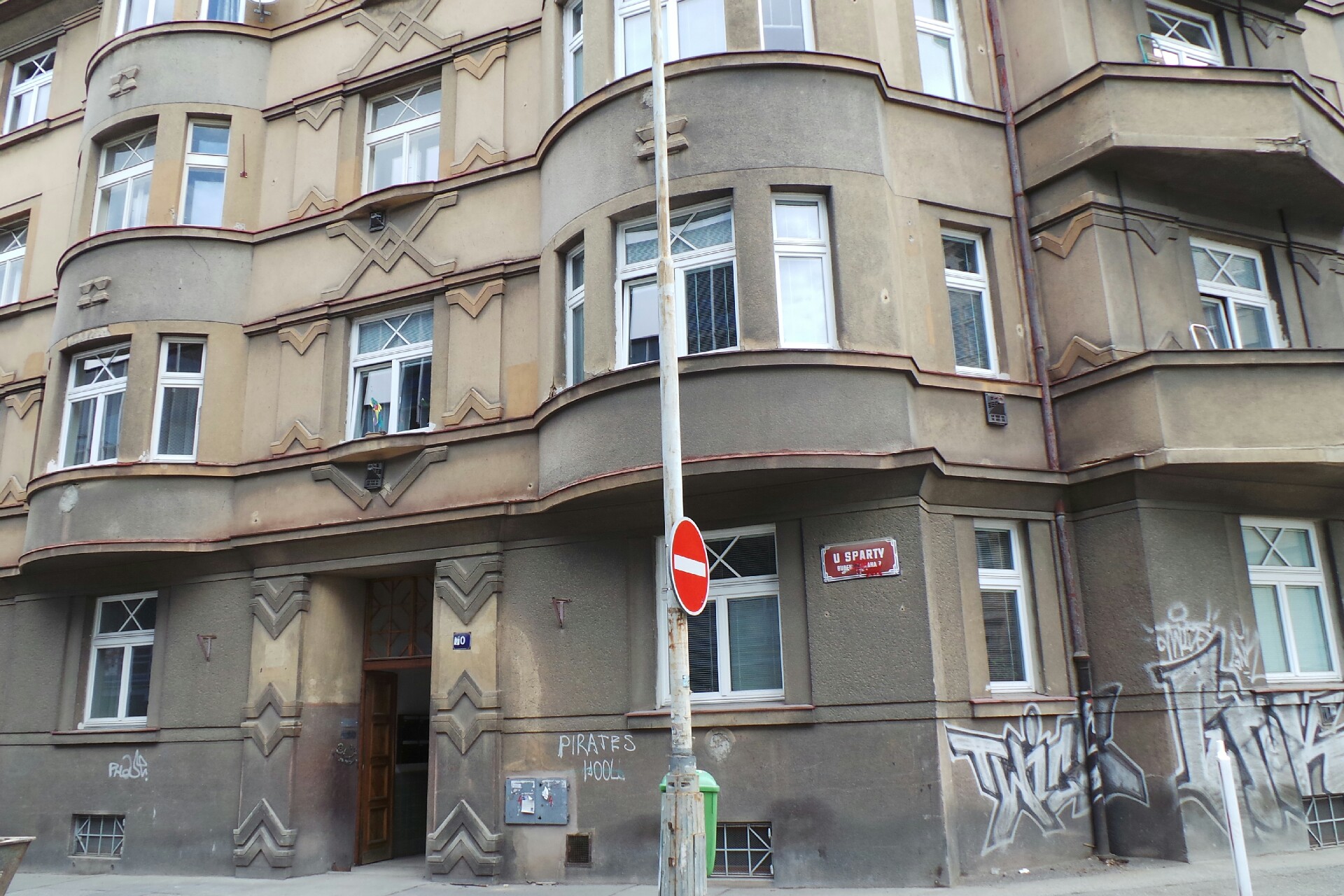 Daňový poradce ev. č. 0097 JUDr. Ing. Ariana Bučková