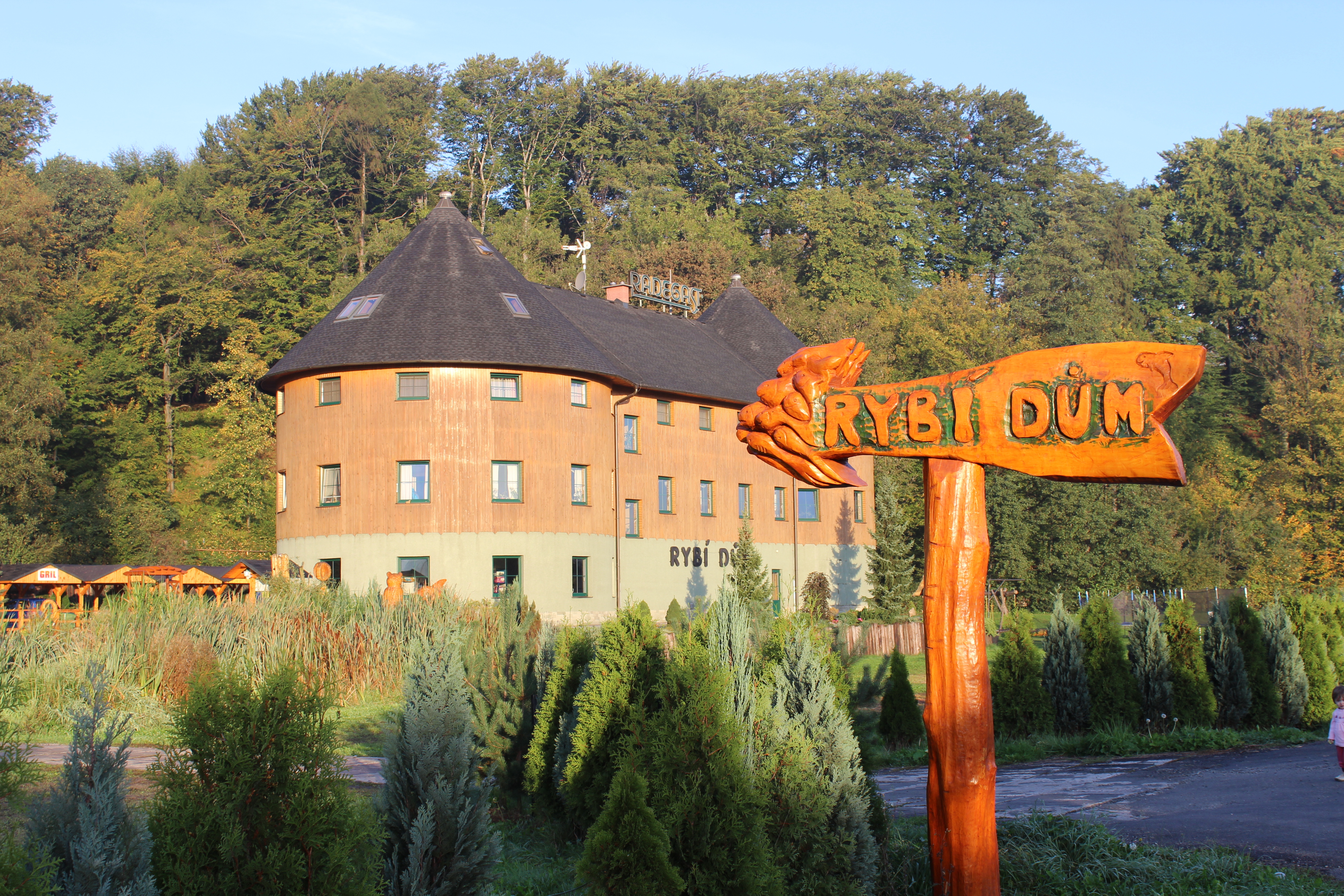 Rybí dům - restaurace