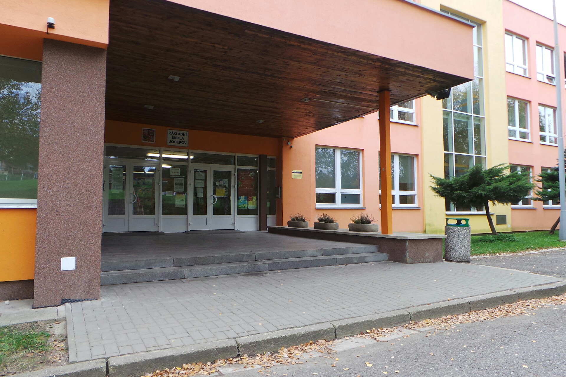 ZŠ Jaroměř - Josefov