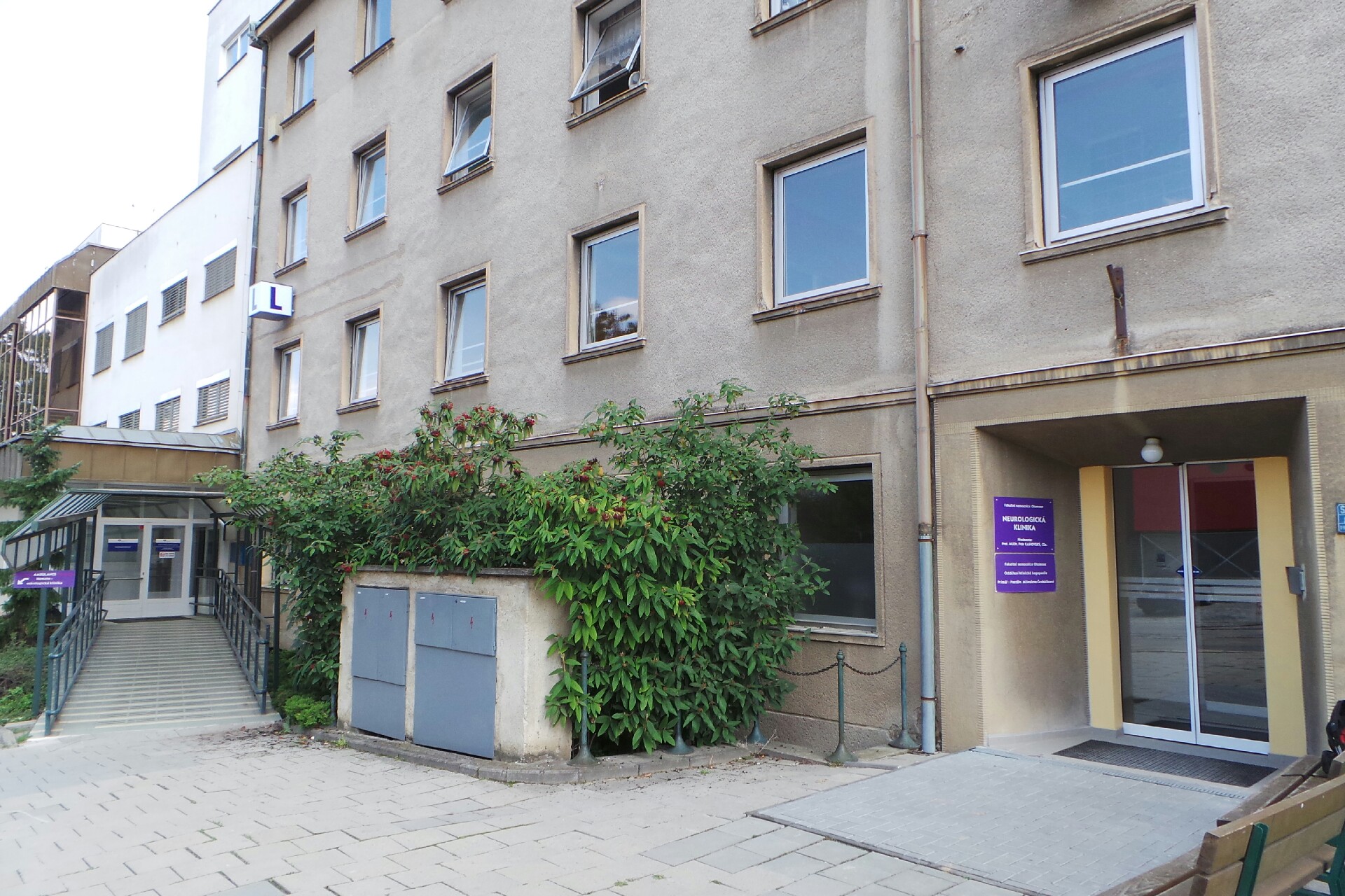 Neurologická klinika - Fakultní nemocnice Olomouc