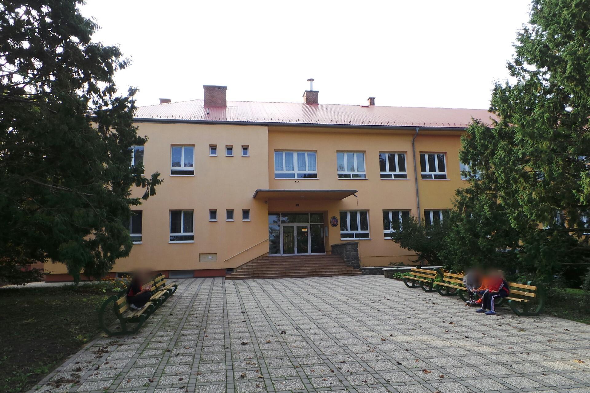 ZUŠ Klenovice na Hané foto 1