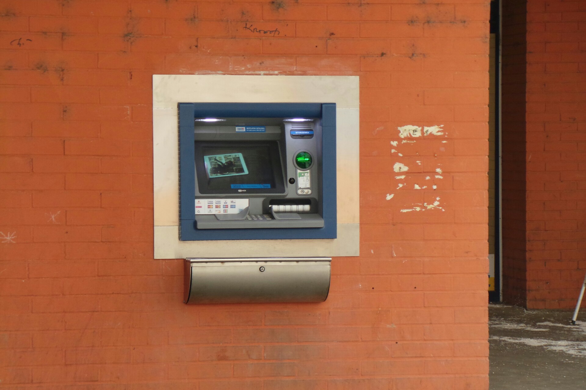 Bankomat České spořitelny foto 1