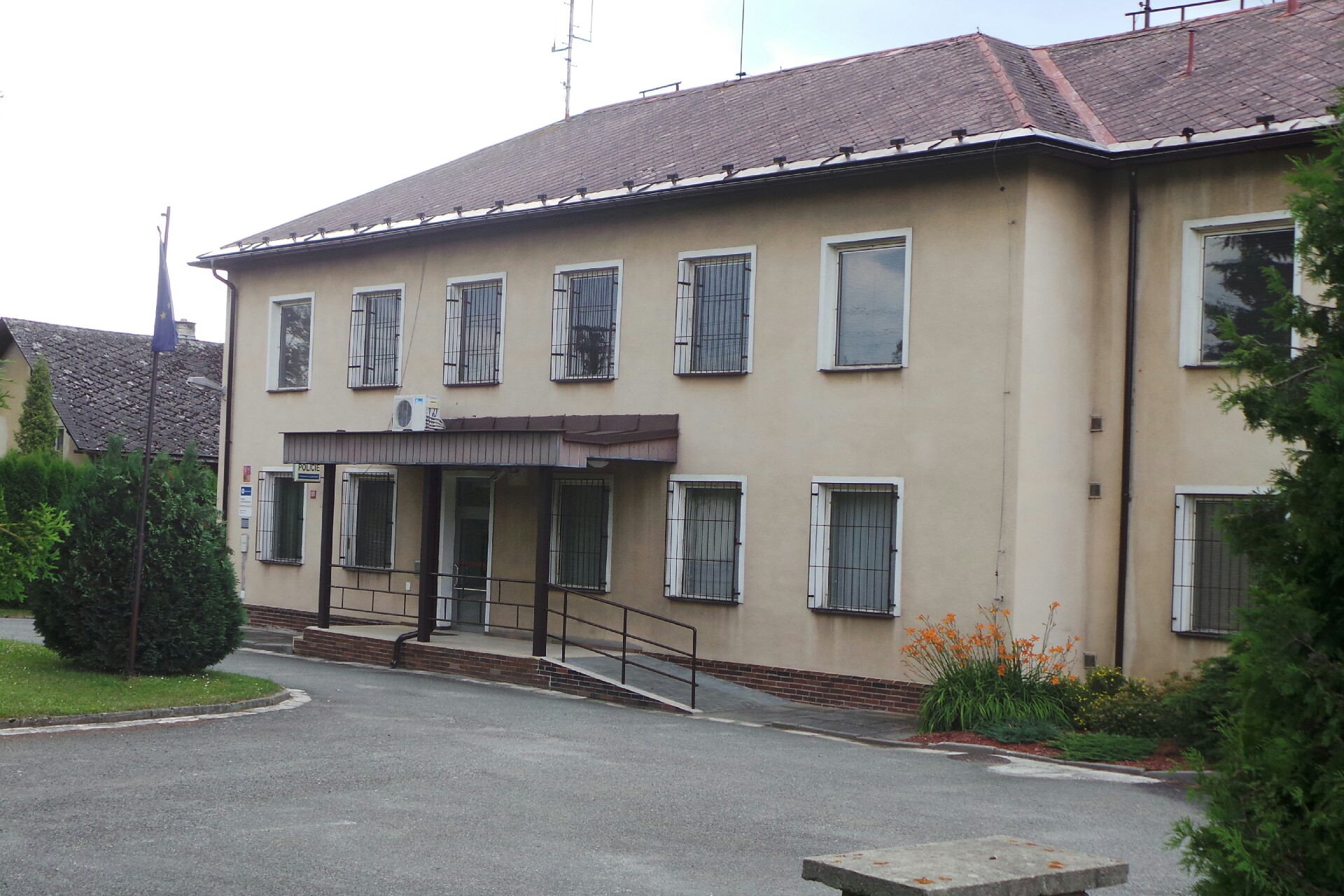 Policie ČR - Obvodní oddělení Velké Losiny foto 2